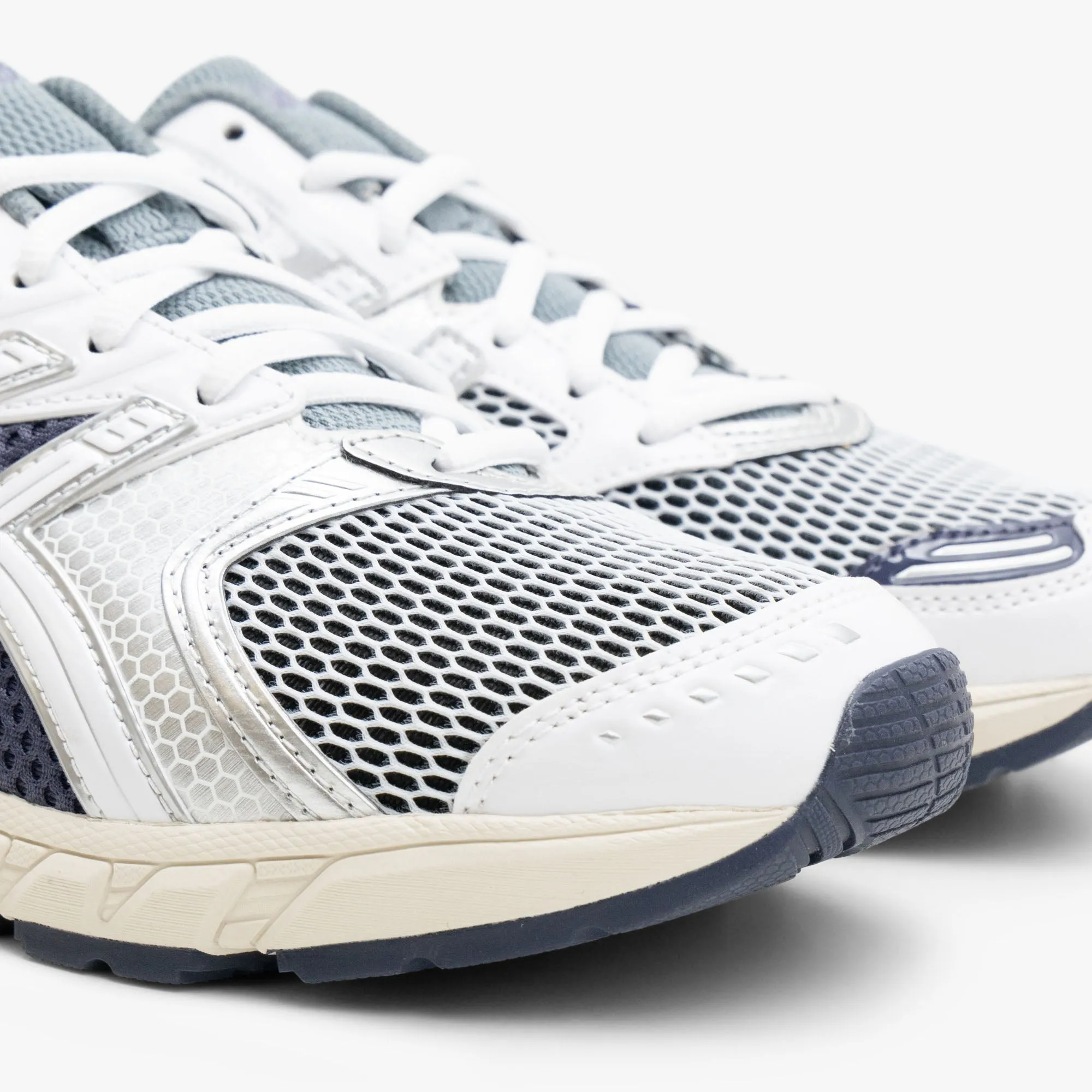 ASICS Gel-DS Trainer 14 White / Pure Silver asics Shoes