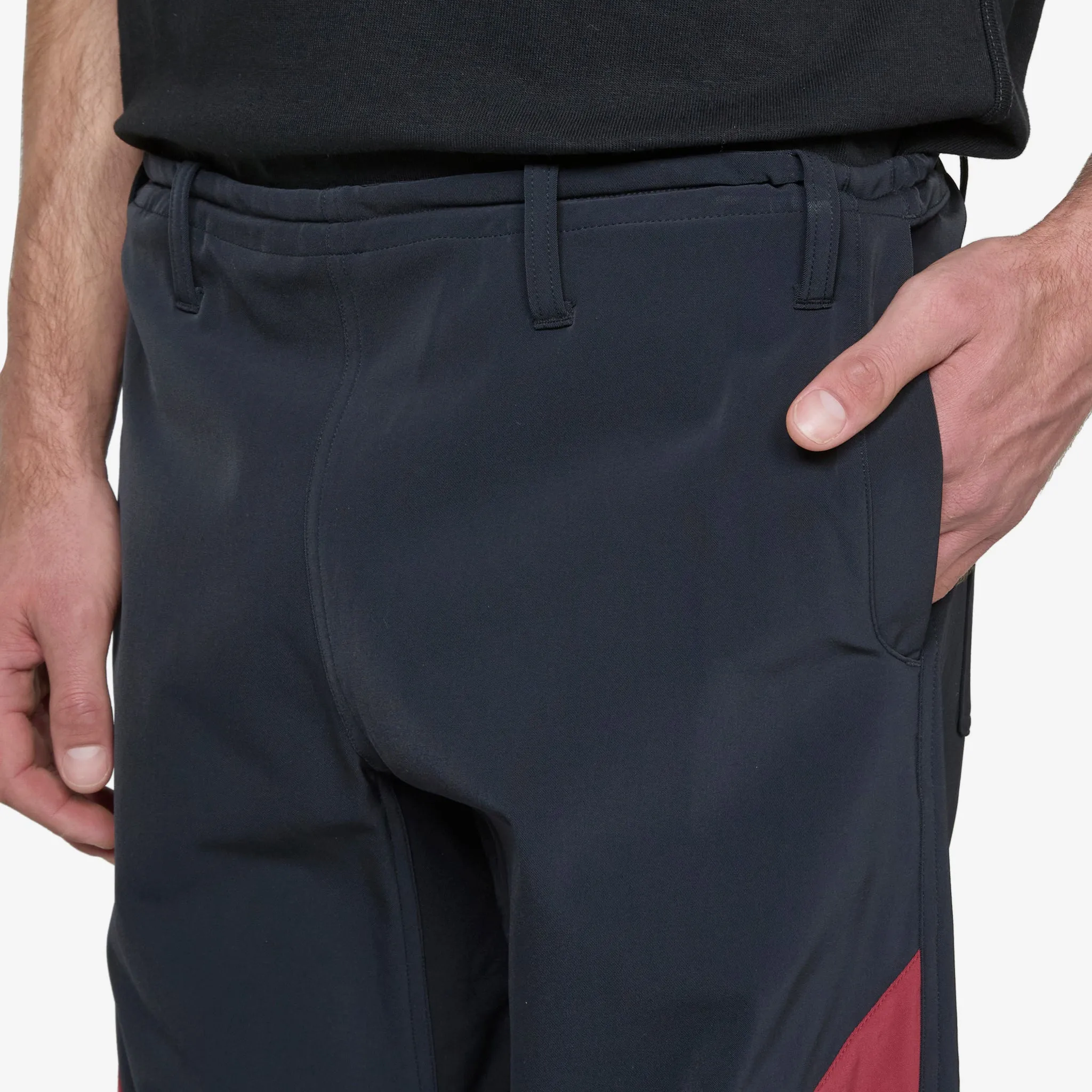 ASICS NOVALIS Liatrisory Trouser Anthracite | Dahlia Asics Shoes