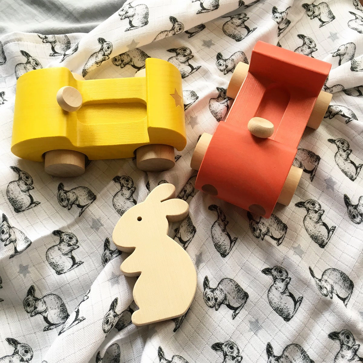 Briki Vroom Vroom Bunny Car Corail / Coral