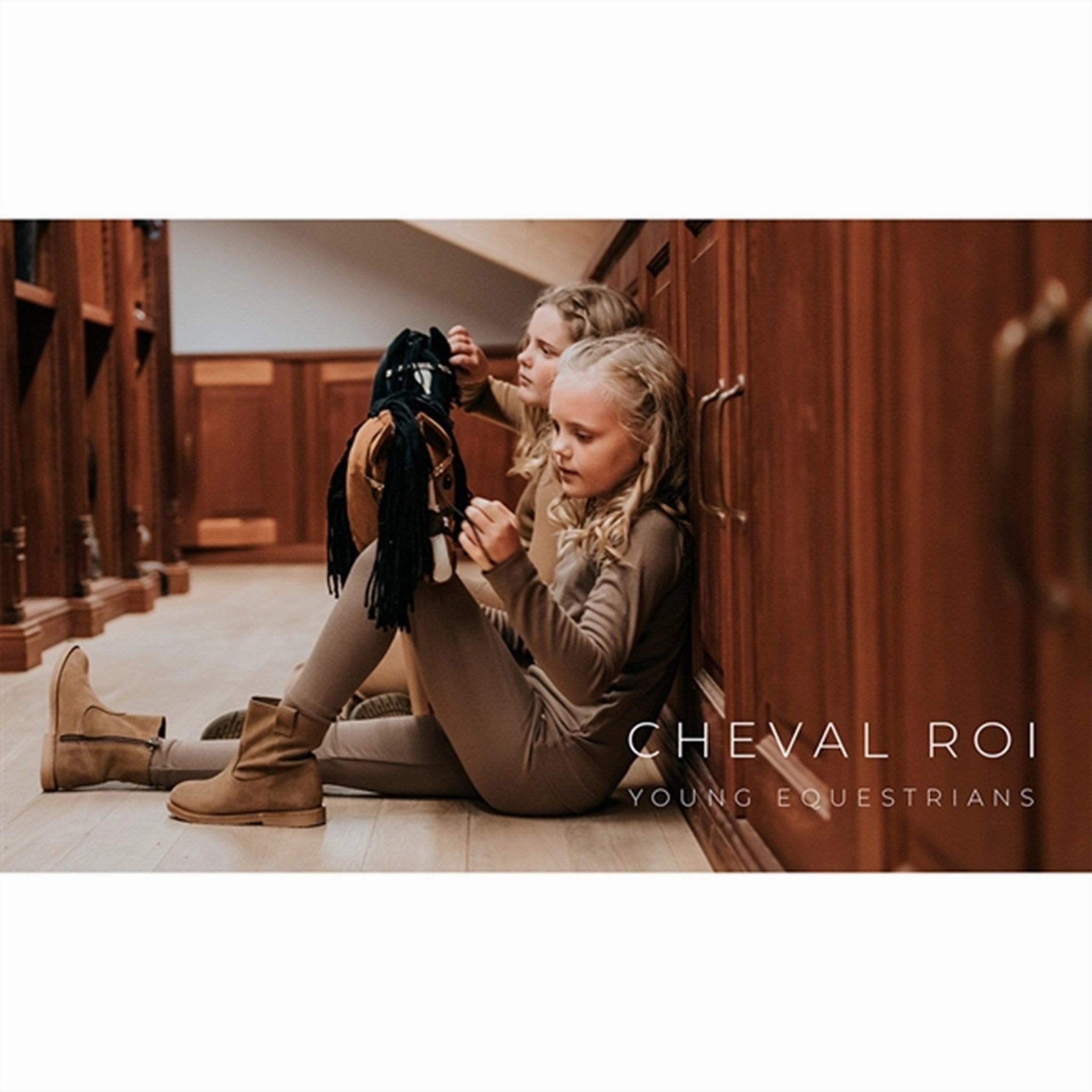 Cheval Roi Hobby Horse Charlie