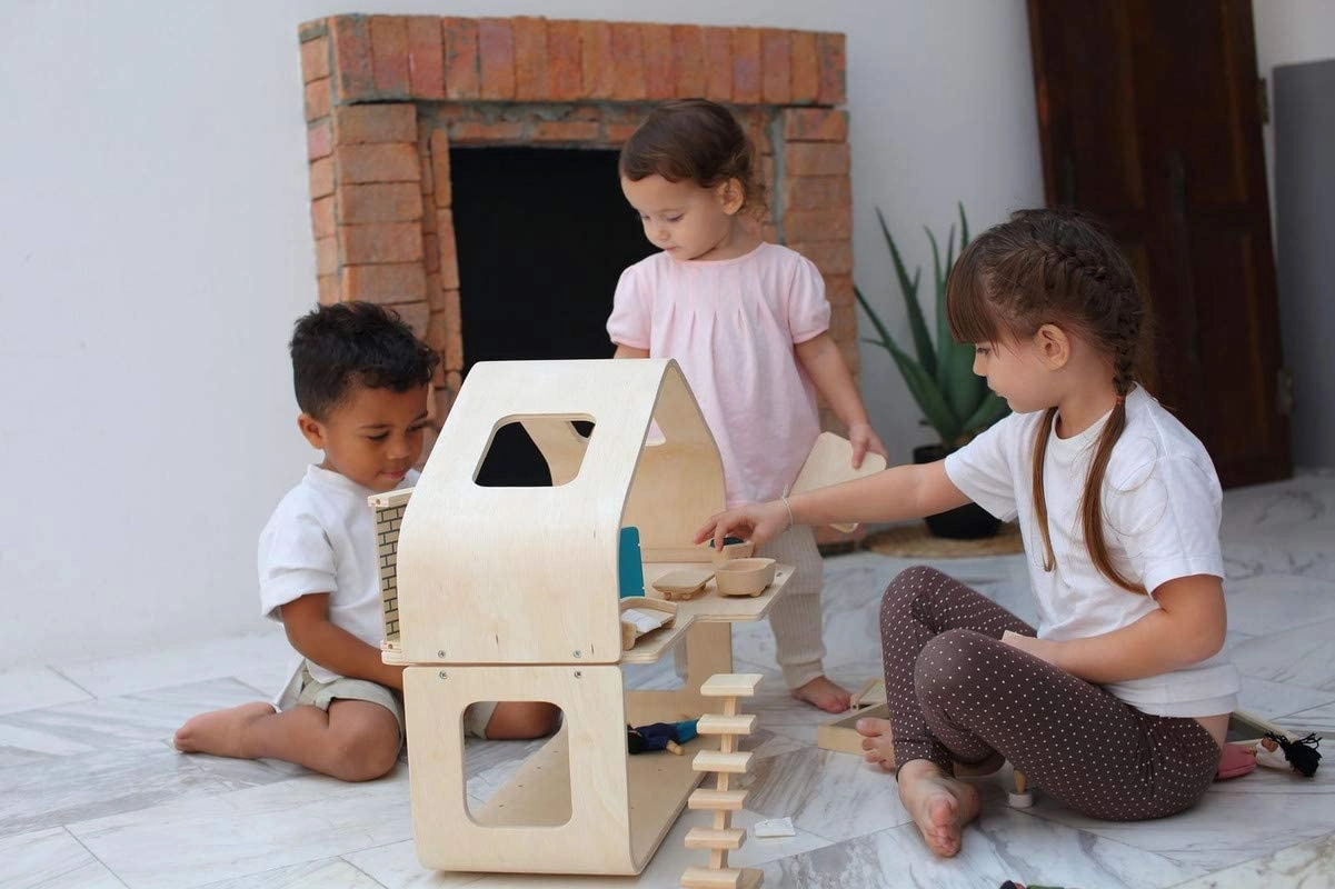 Contemporary Dollhouse - Plan Toys