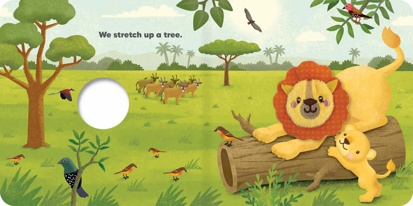 Daddy & Me: Finger Puppet Board Book by