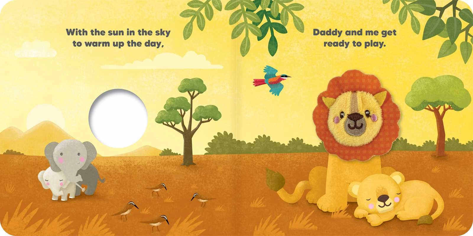 Daddy & Me: Finger Puppet Board Book by