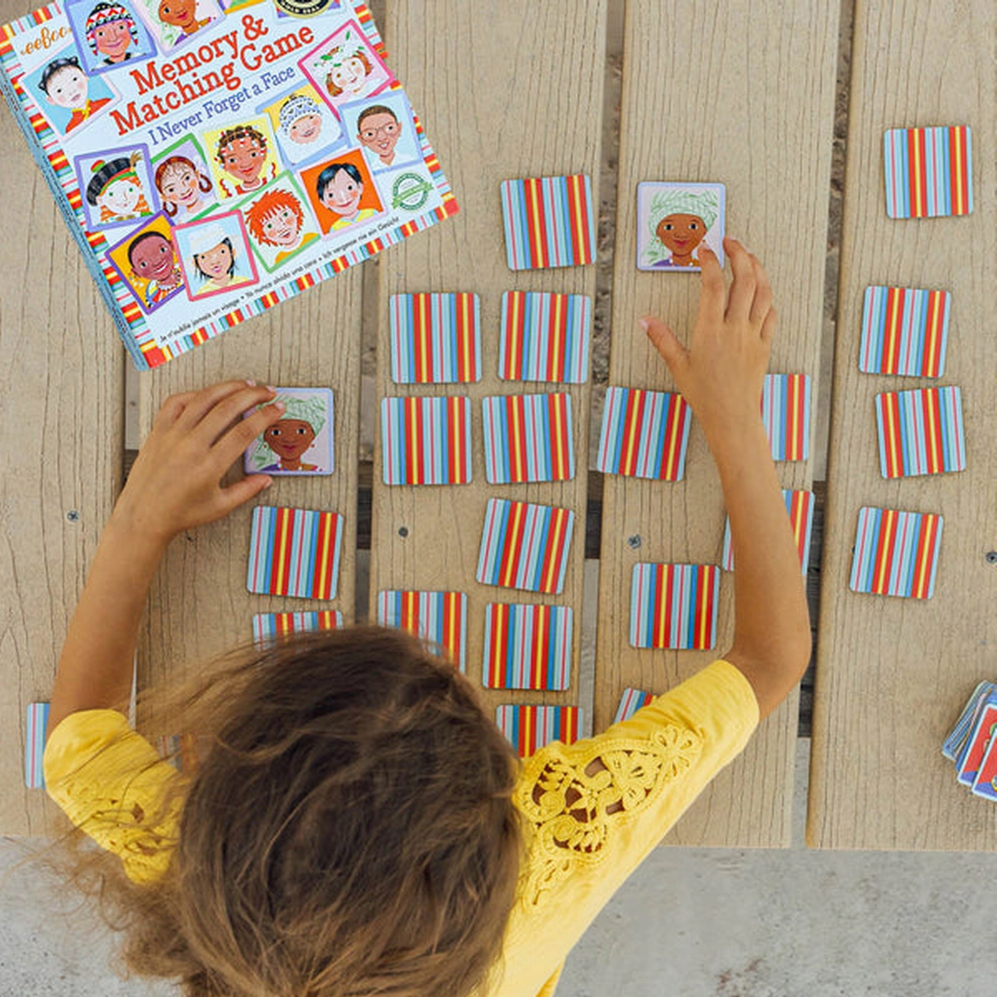 eeBoo I Never Forget a Face Matching Game  New Packaging