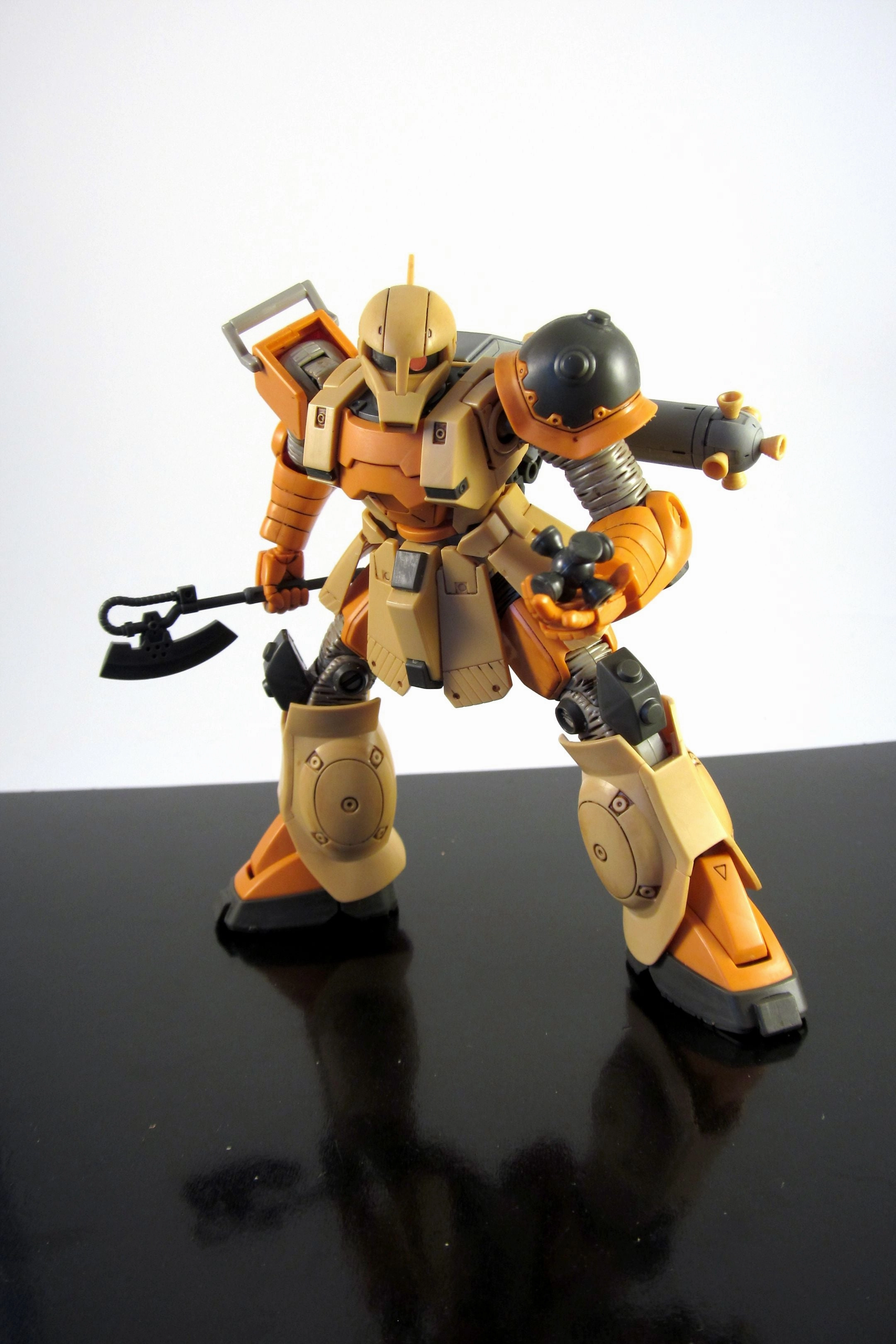 HGTB ZAKU I GUNDAM