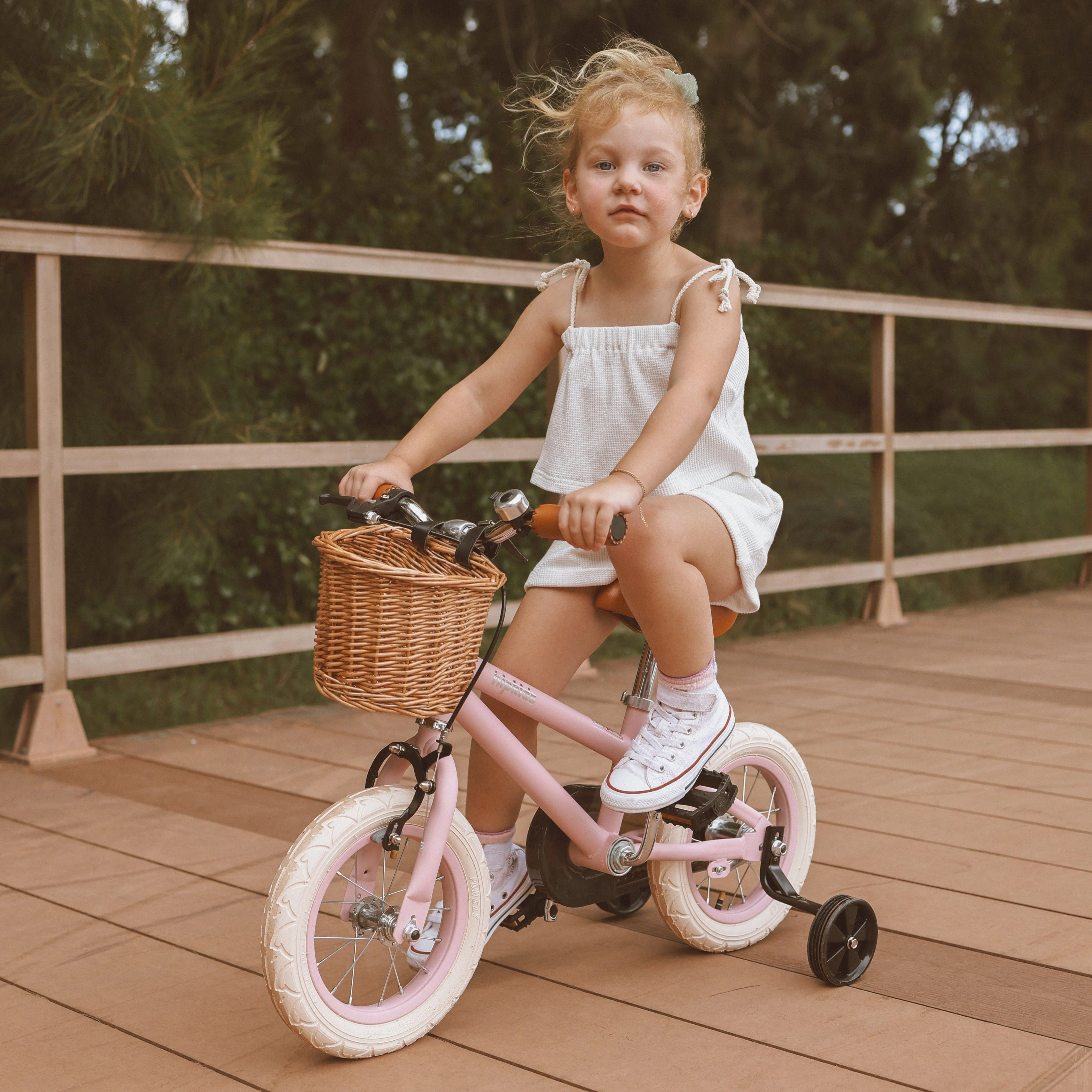 HipKids Classic Steel Bike with Wicker Basket