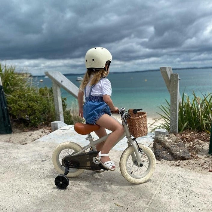 HipKids Classic Steel Bike with Wicker Basket