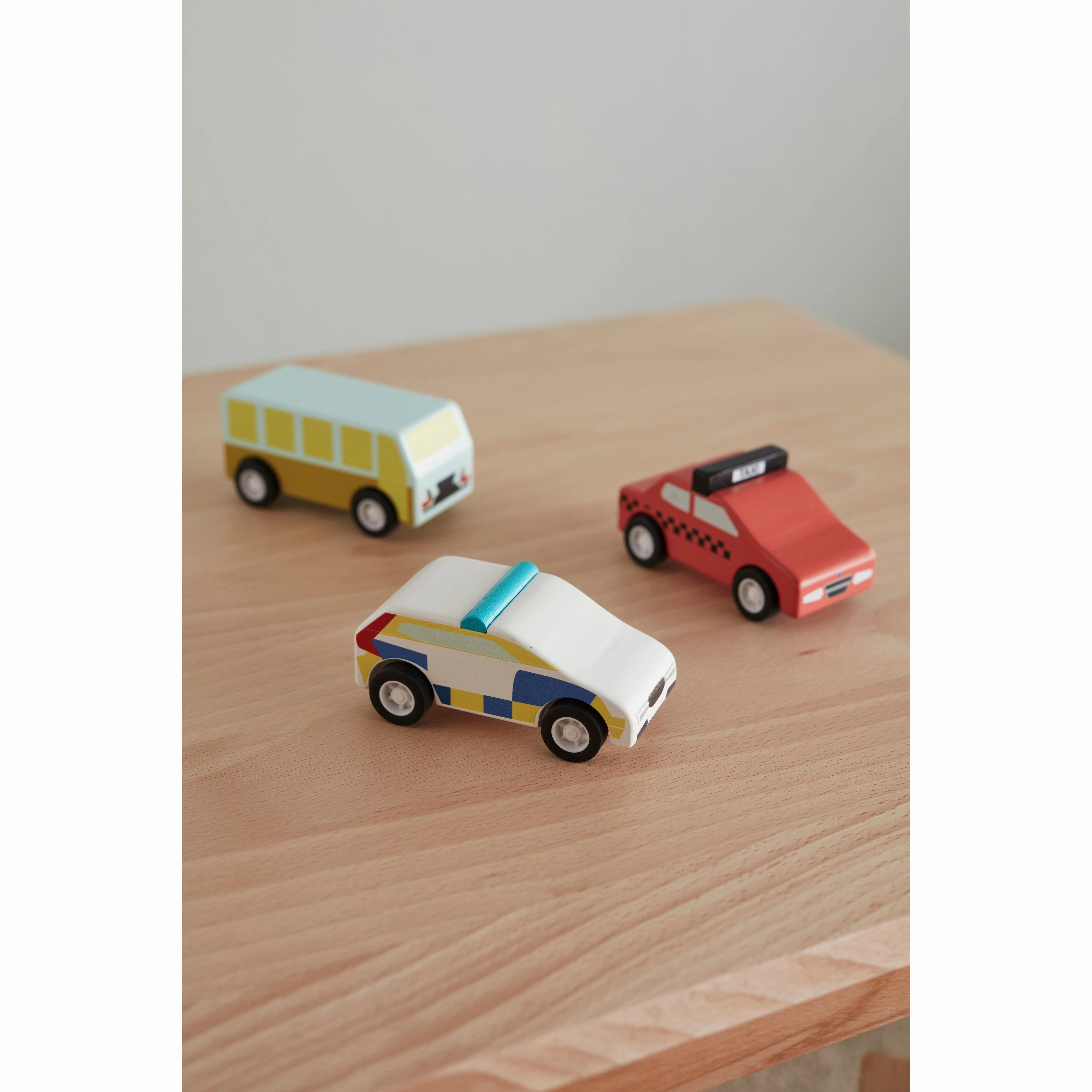 Kid's Concept Pull Back Car Aiden