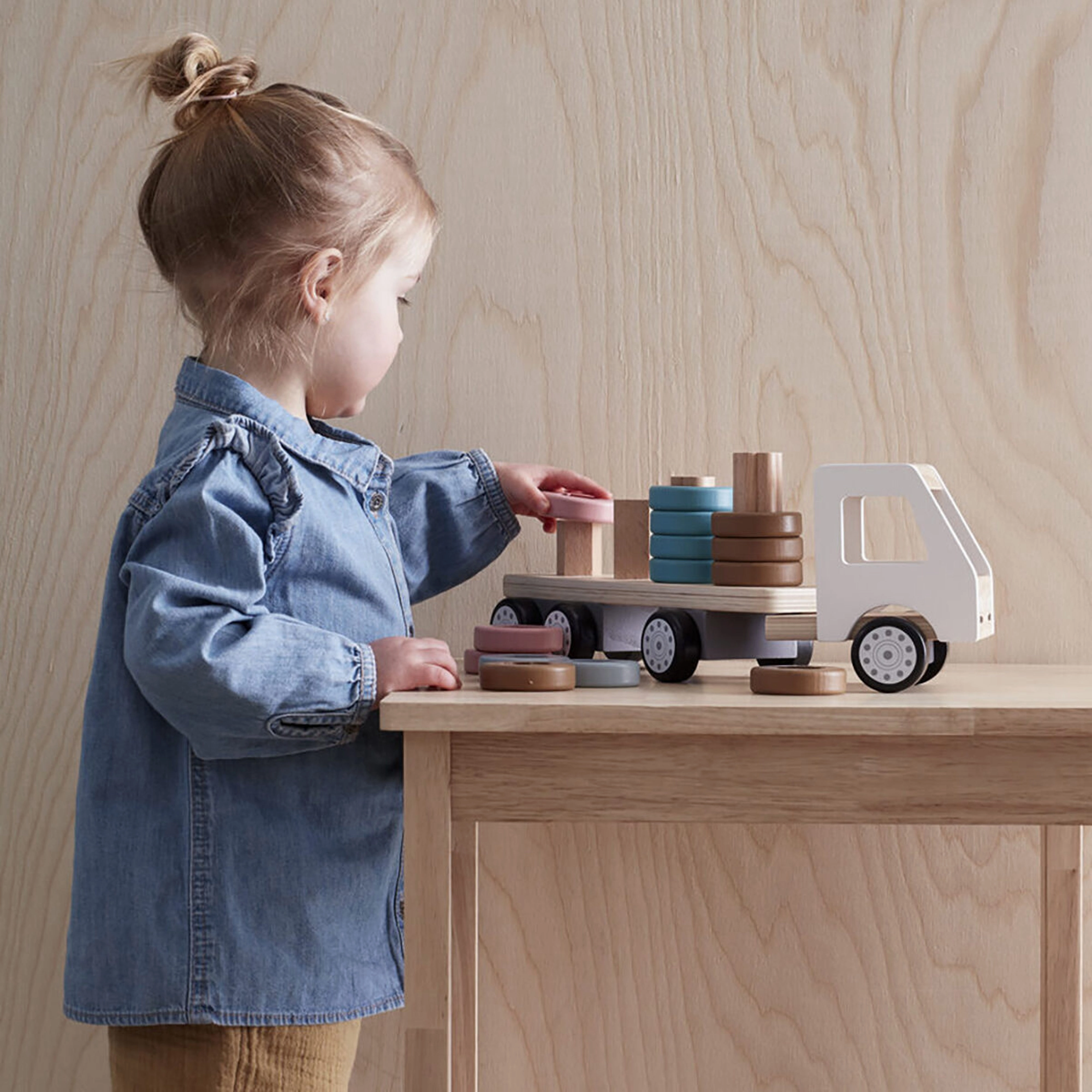 Kid's Concept Sorter Ring Truck Aiden