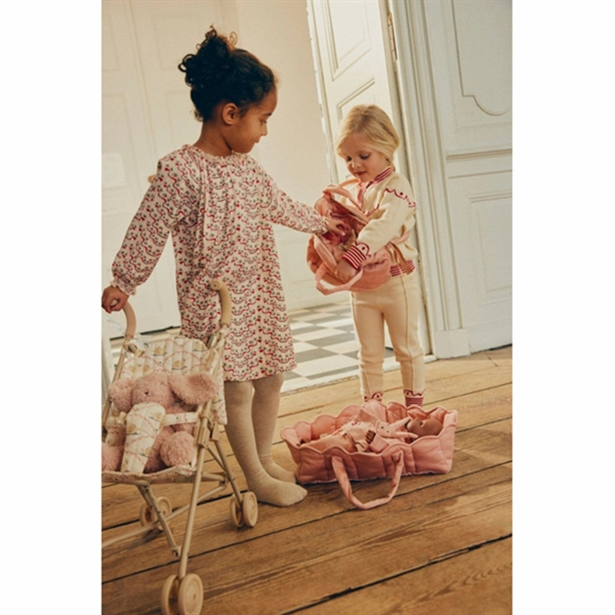 Konges Sl?jd Doll Stroller Swan