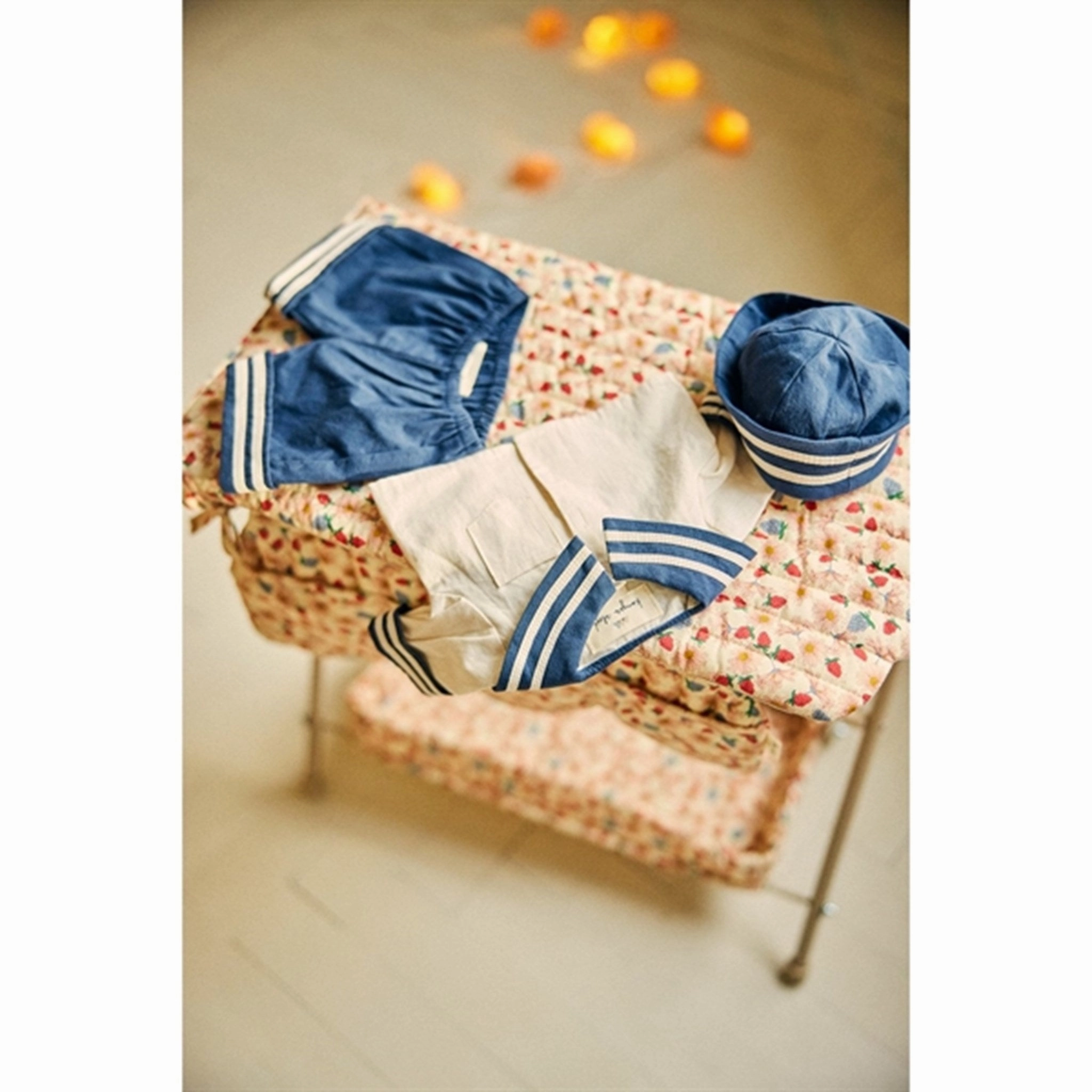 Konges Sl?jd Marguerit Berry Doll Changing Table