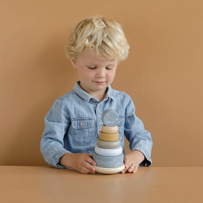 LD wooden rocking ring stacker