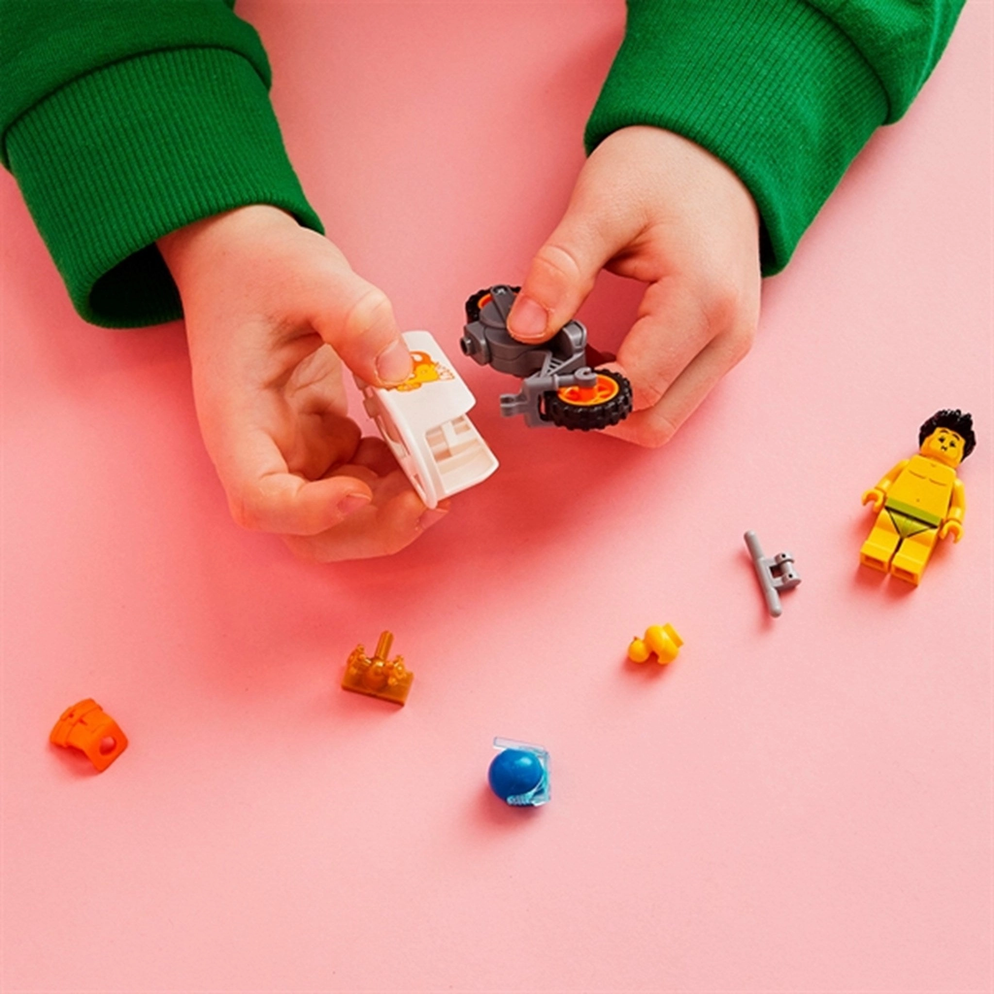 LEGO City Bathtub Stunt Bike