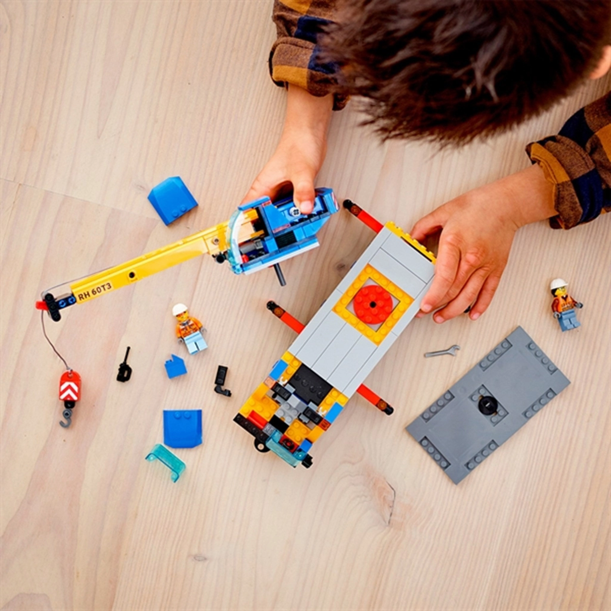 LEGO City Mobile Crane