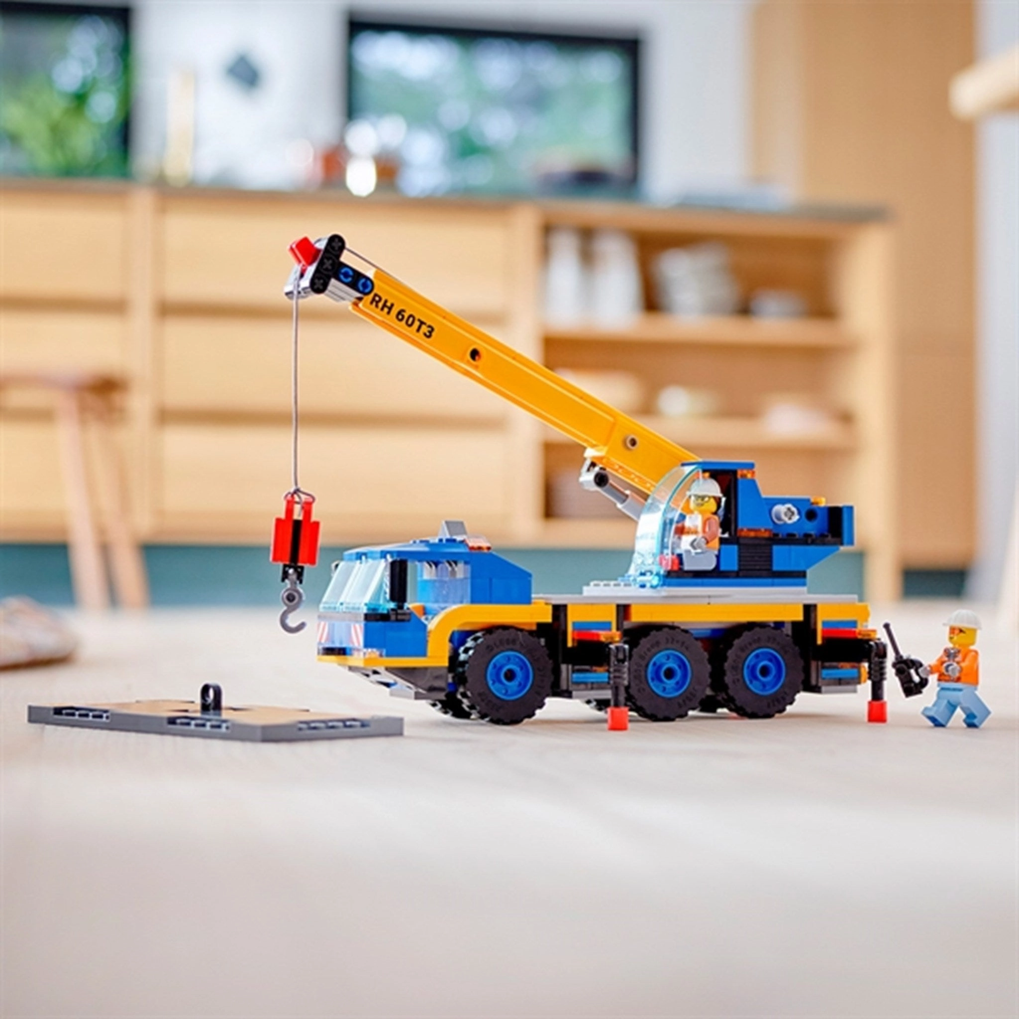 LEGO City Mobile Crane