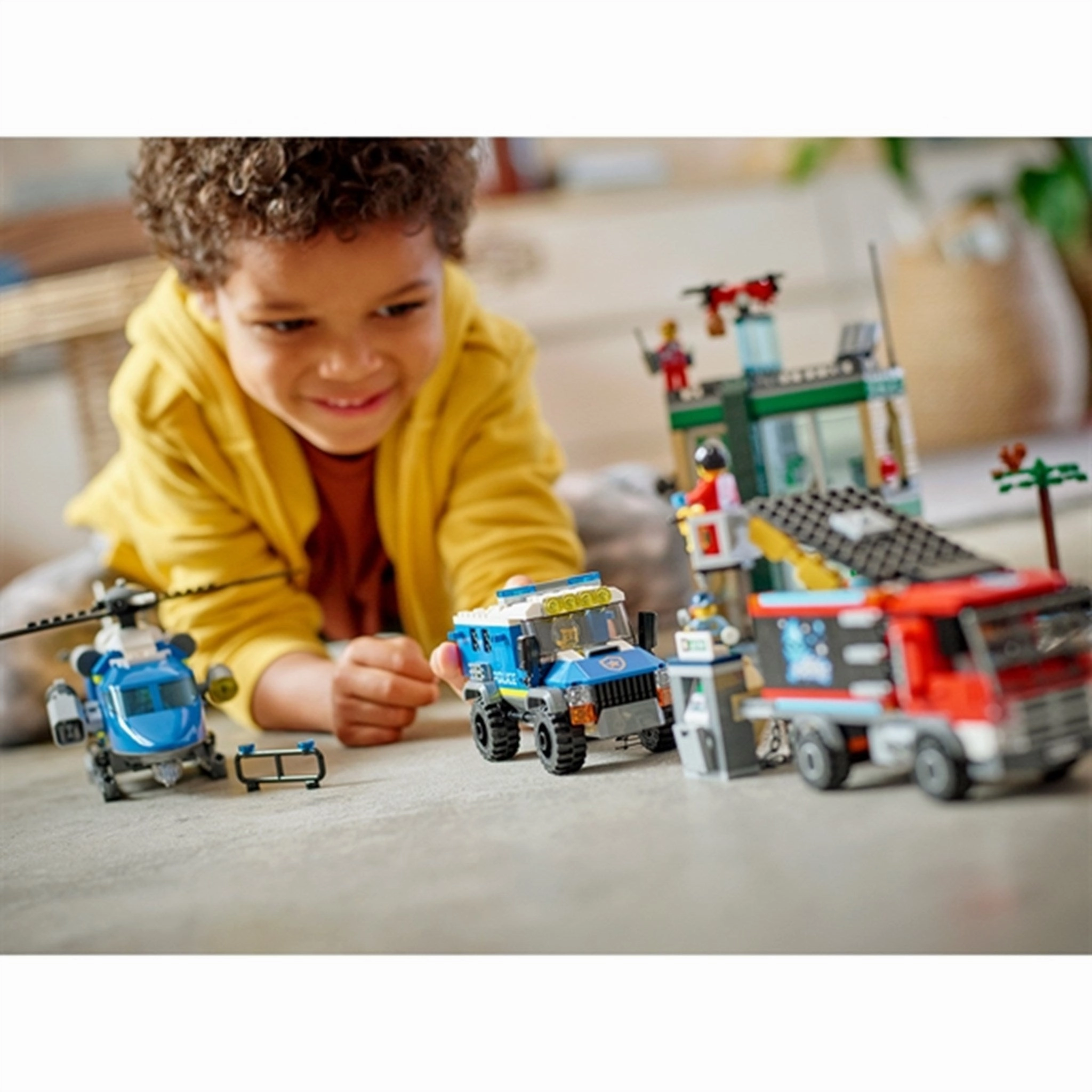 LEGO City Police Chase at the Bank