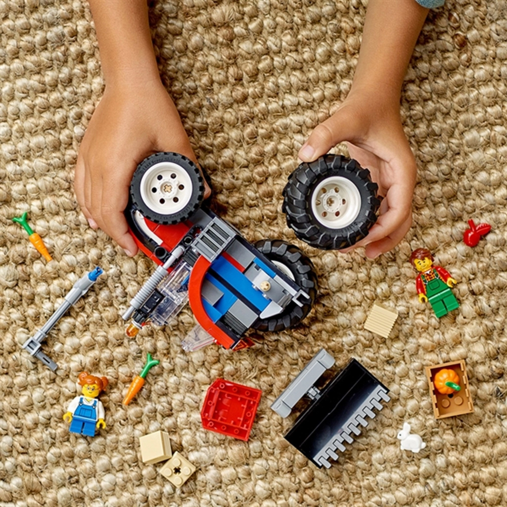 LEGO City Tractor