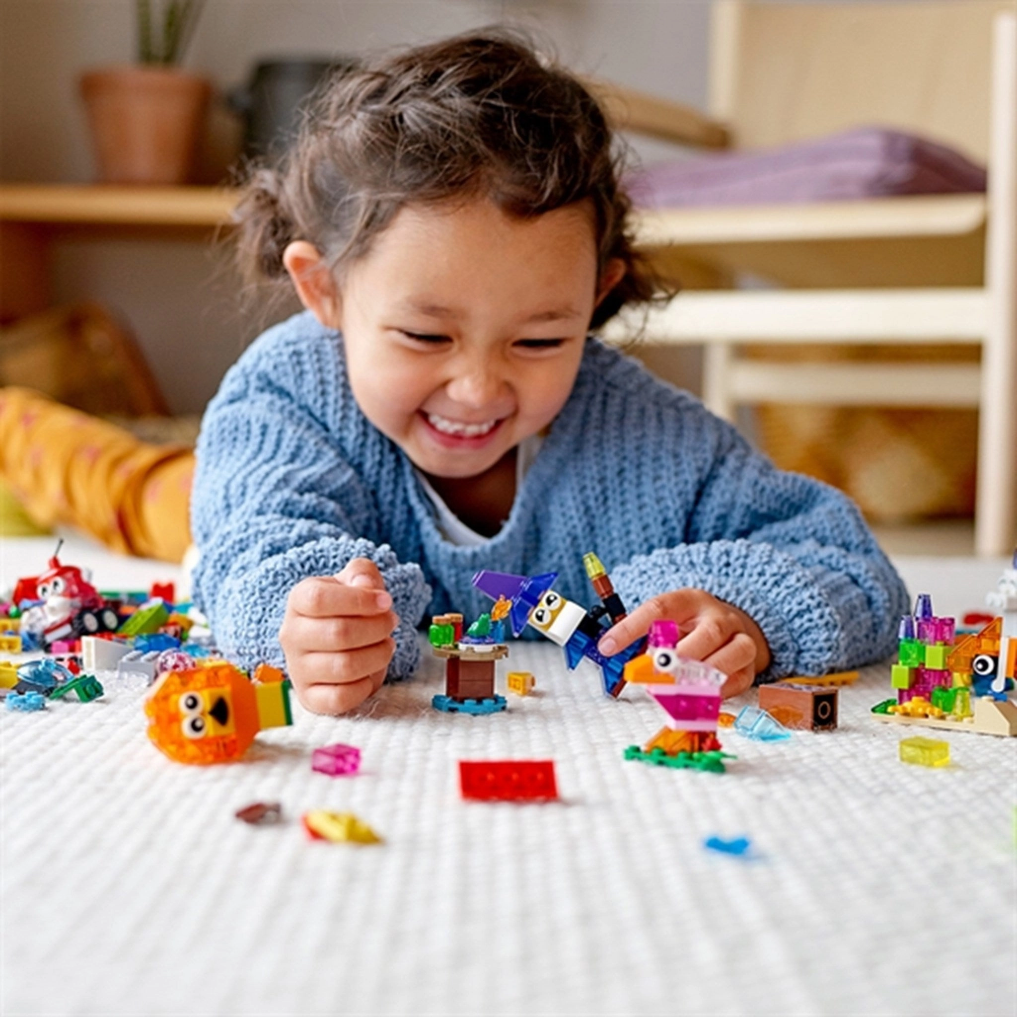 LEGO Classic Creative Transparent Bricks