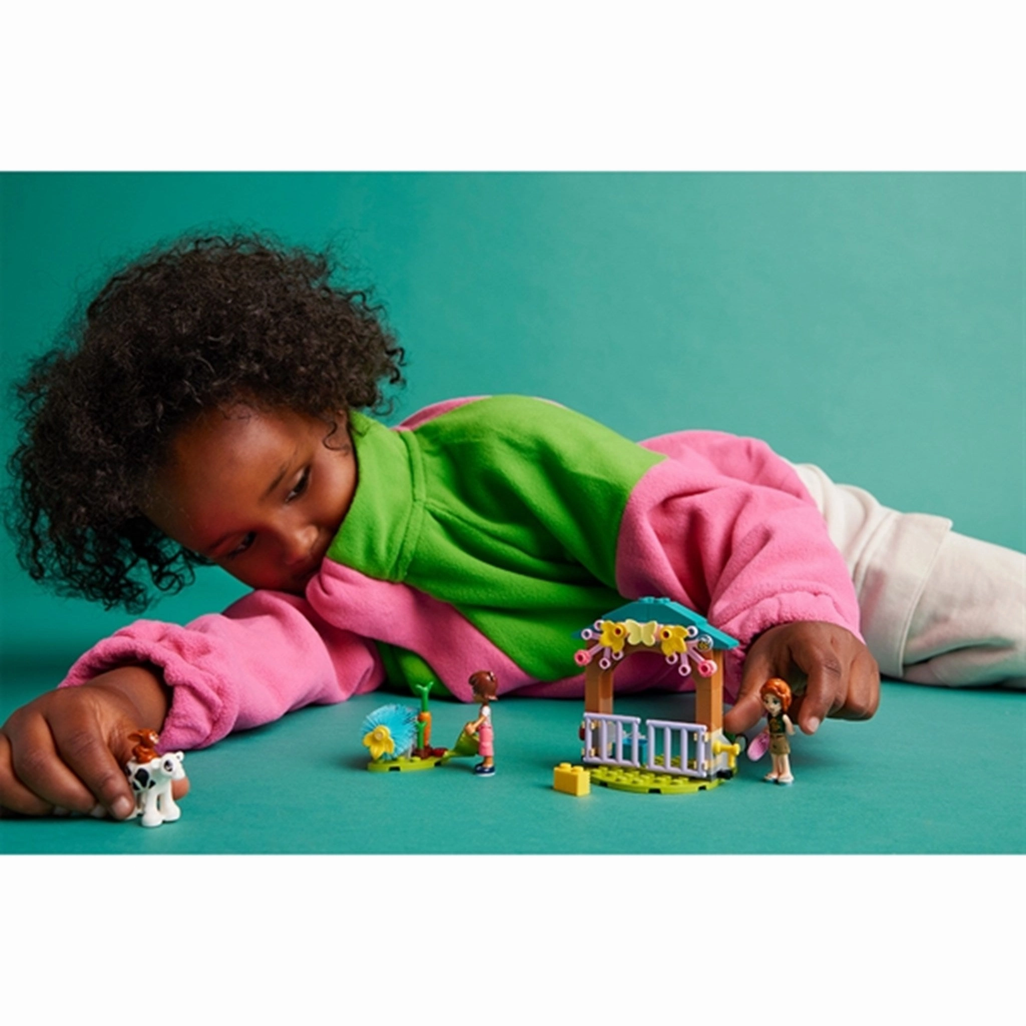 LEGO? Friends Autumn's Baby Cow Shed
