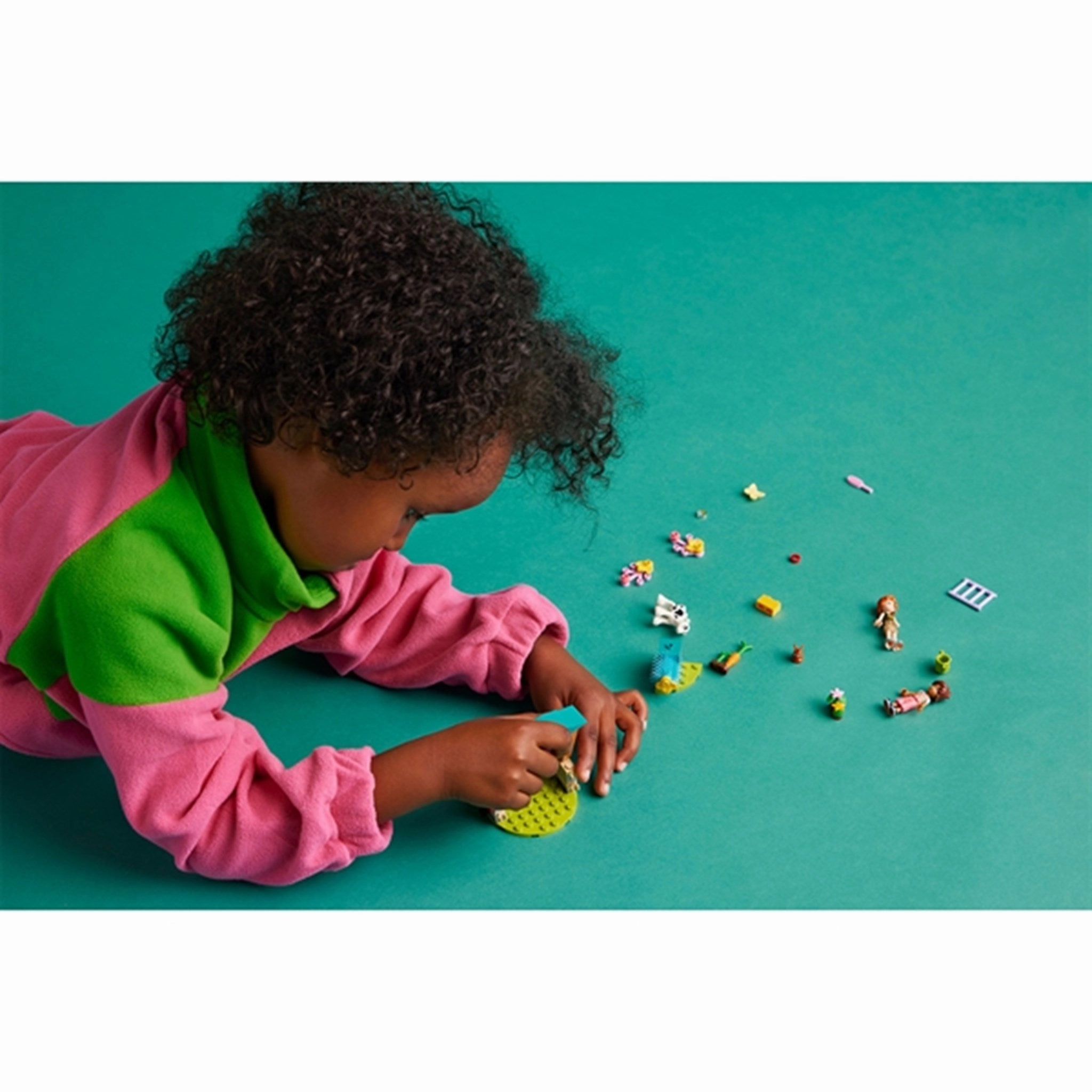 LEGO? Friends Autumn's Baby Cow Shed
