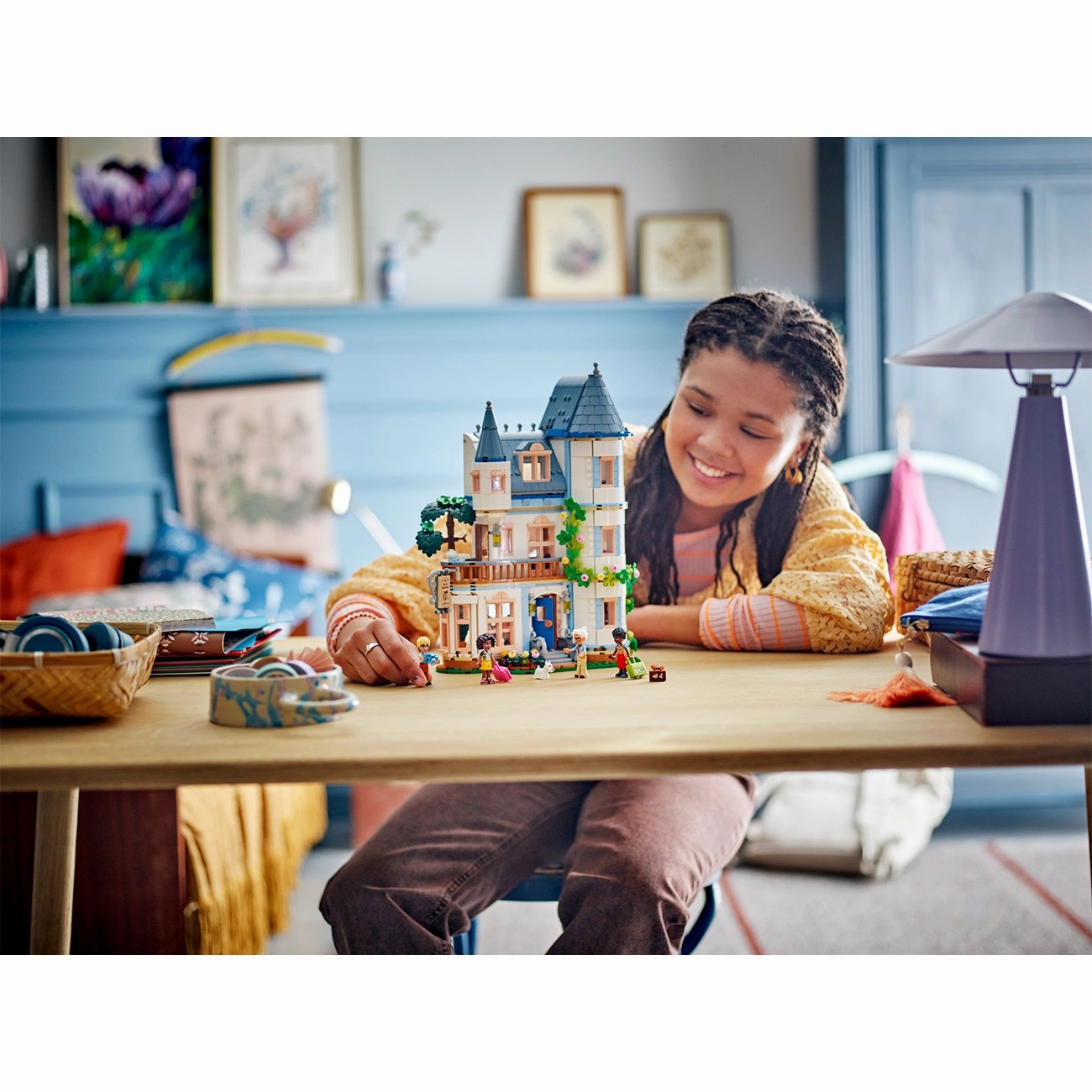 LEGO? Friends Castle Stays