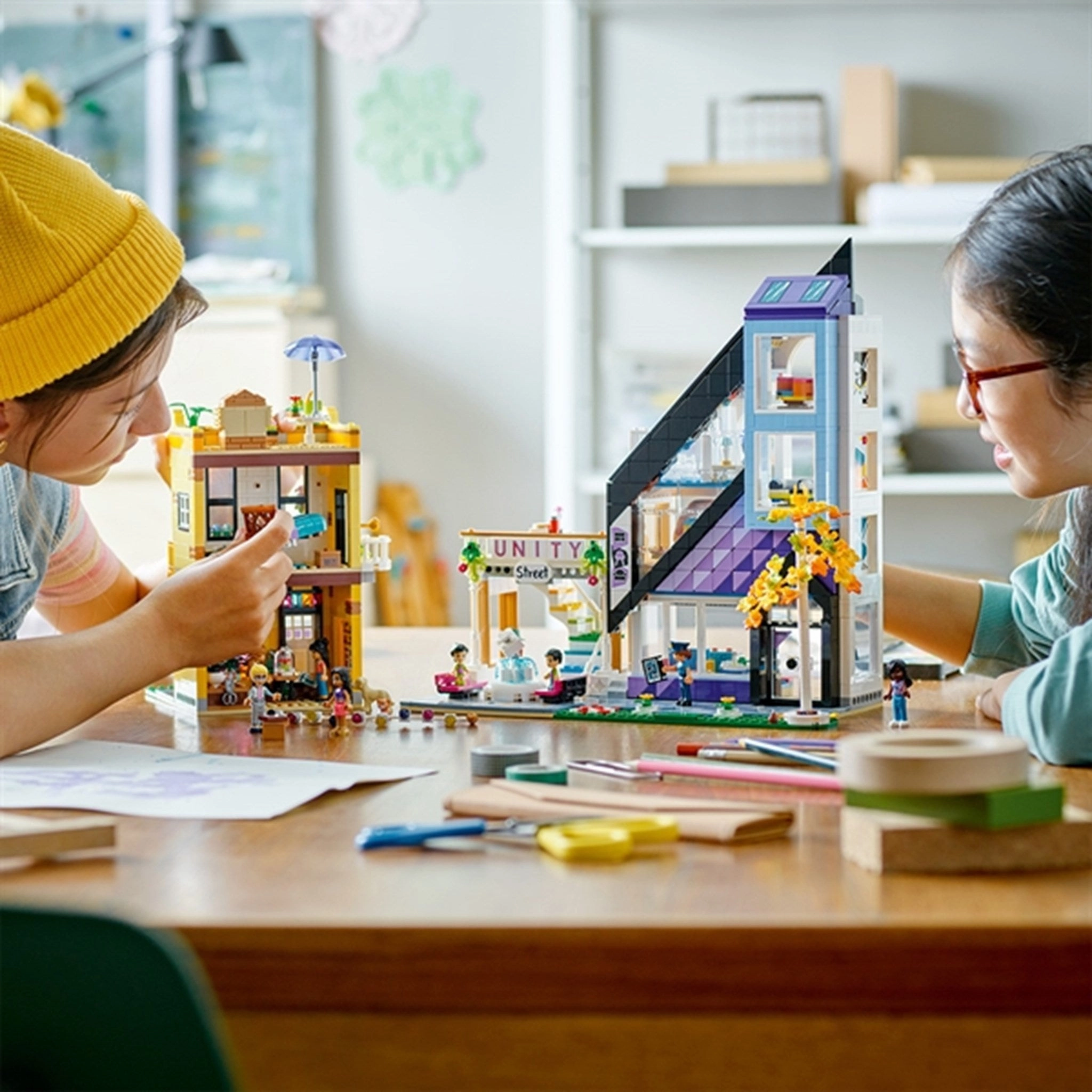 LEGO Friends Downtown Flower and Design Stores