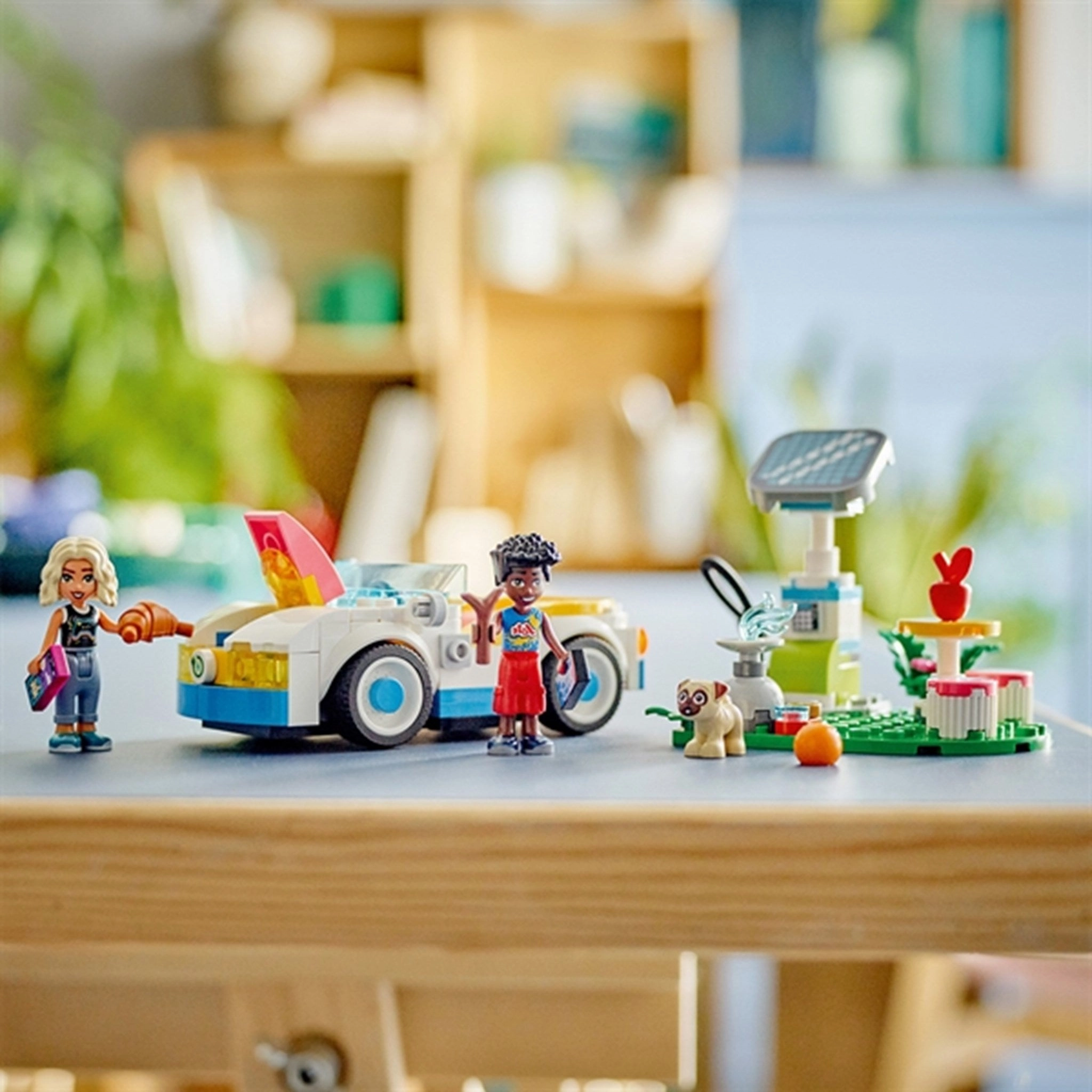 LEGO? Friends Electric Car and Charger