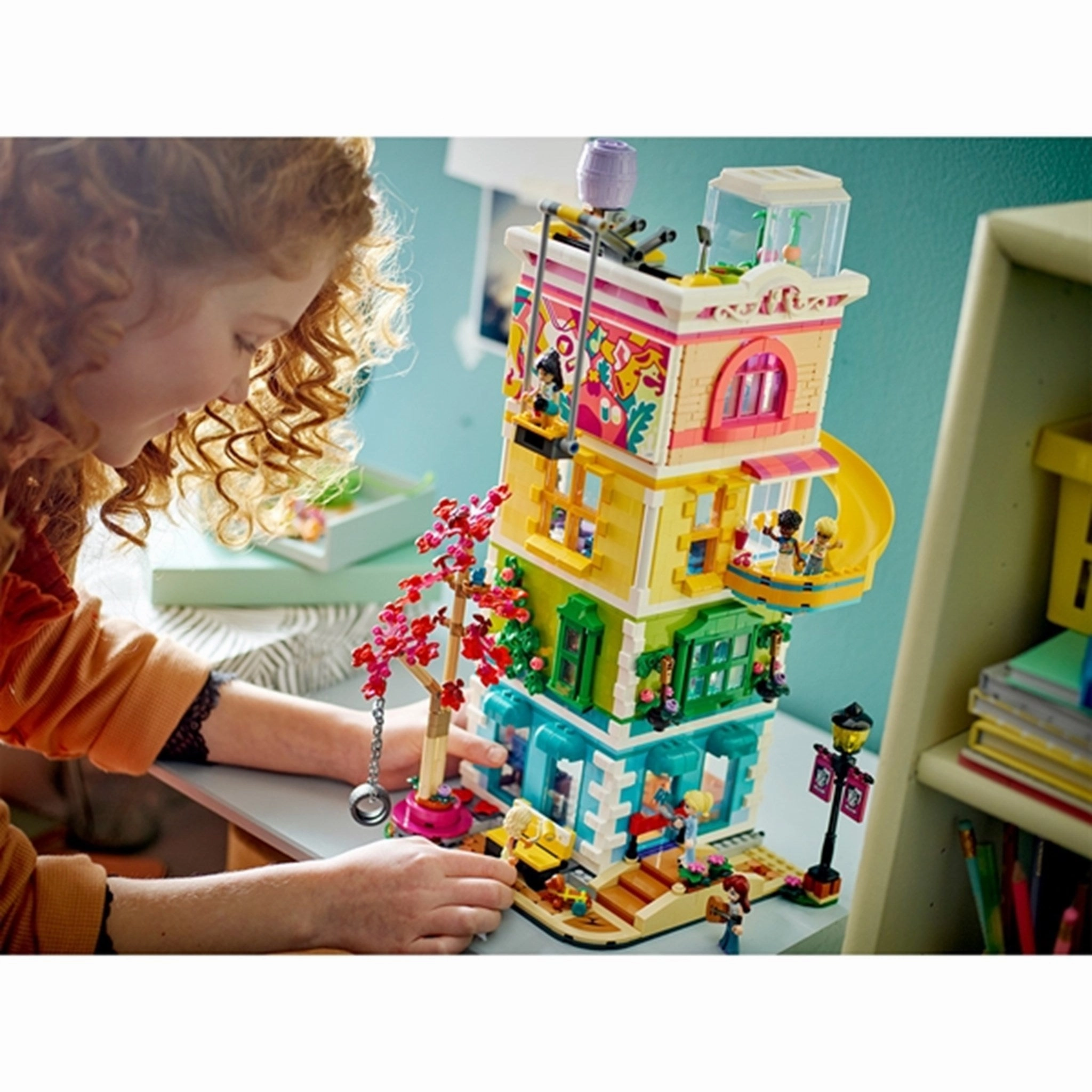 LEGO Friends Heartlake City Community Centre