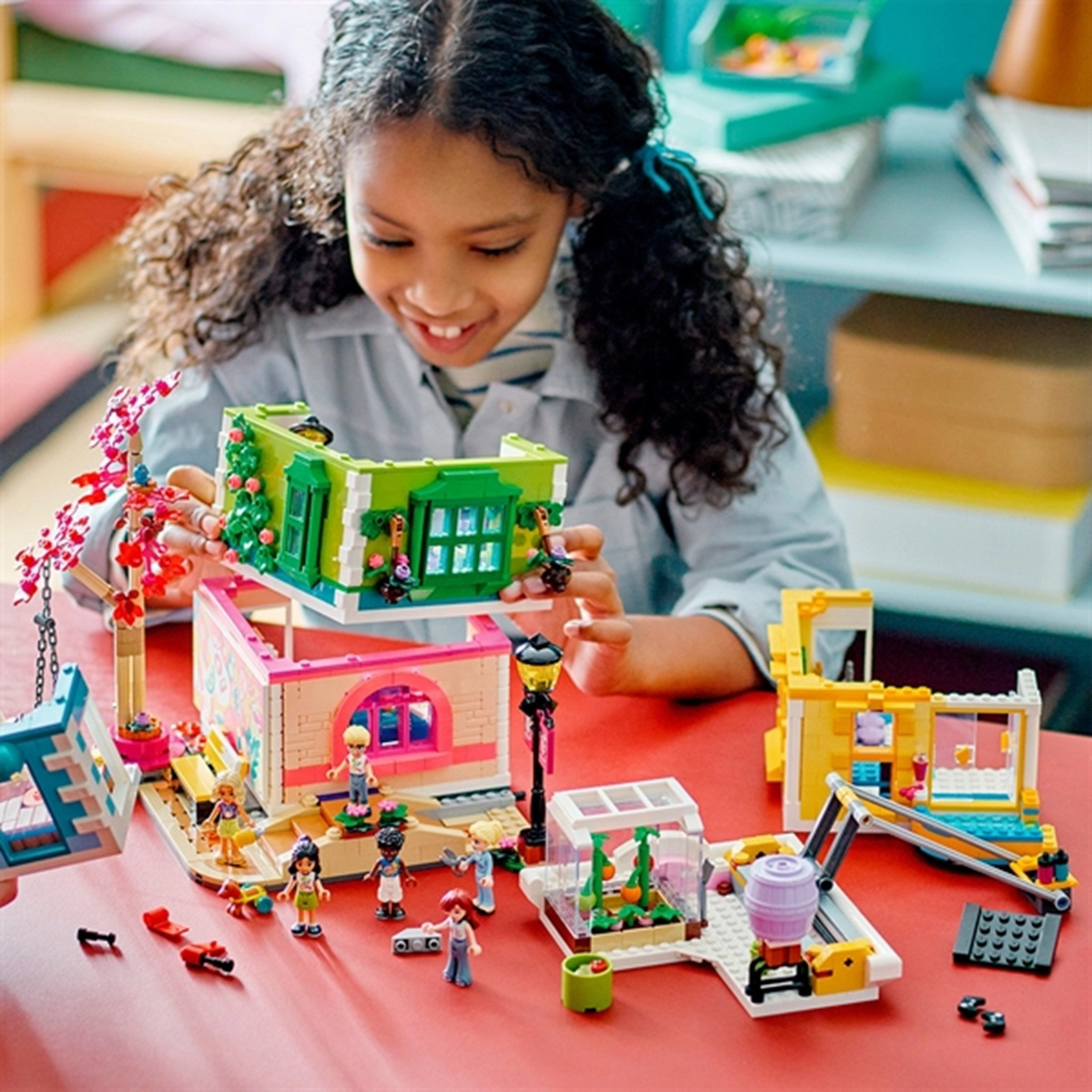 LEGO Friends Heartlake City Community Centre