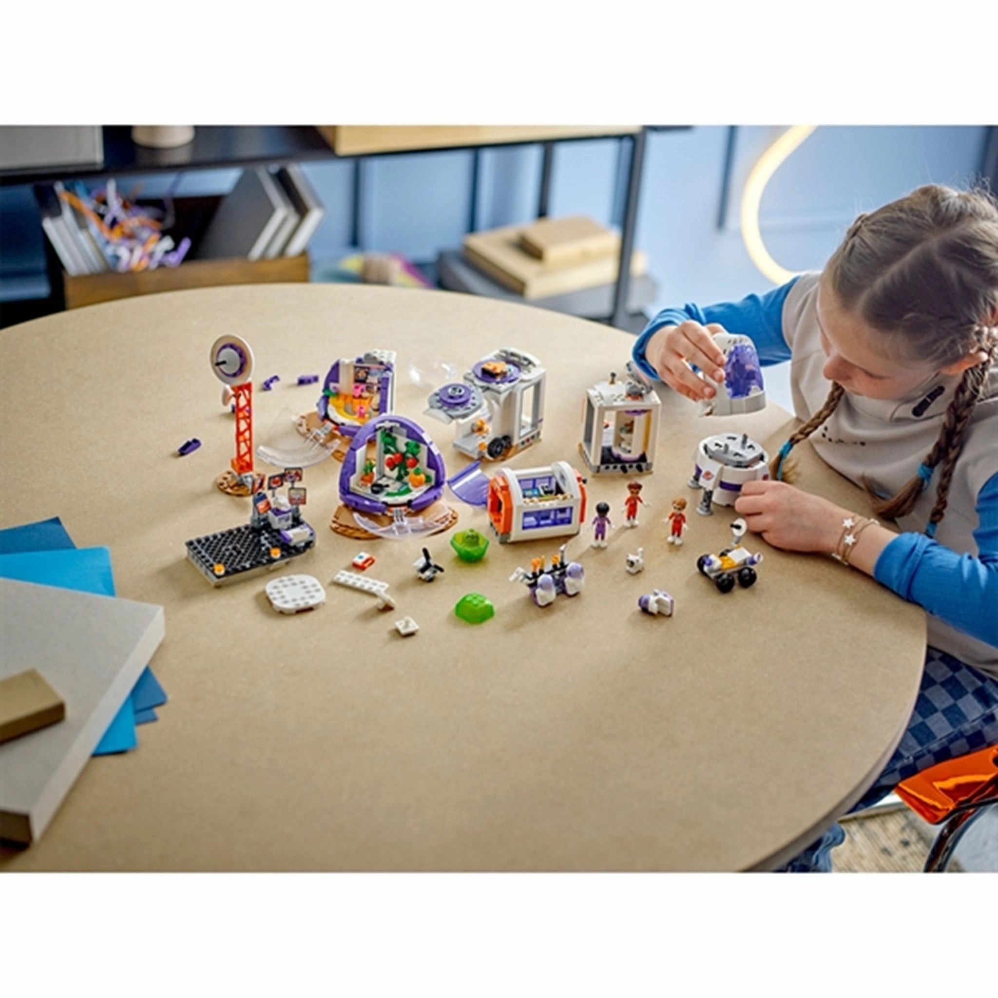 LEGO? Friends Mars Space Base and Rocket