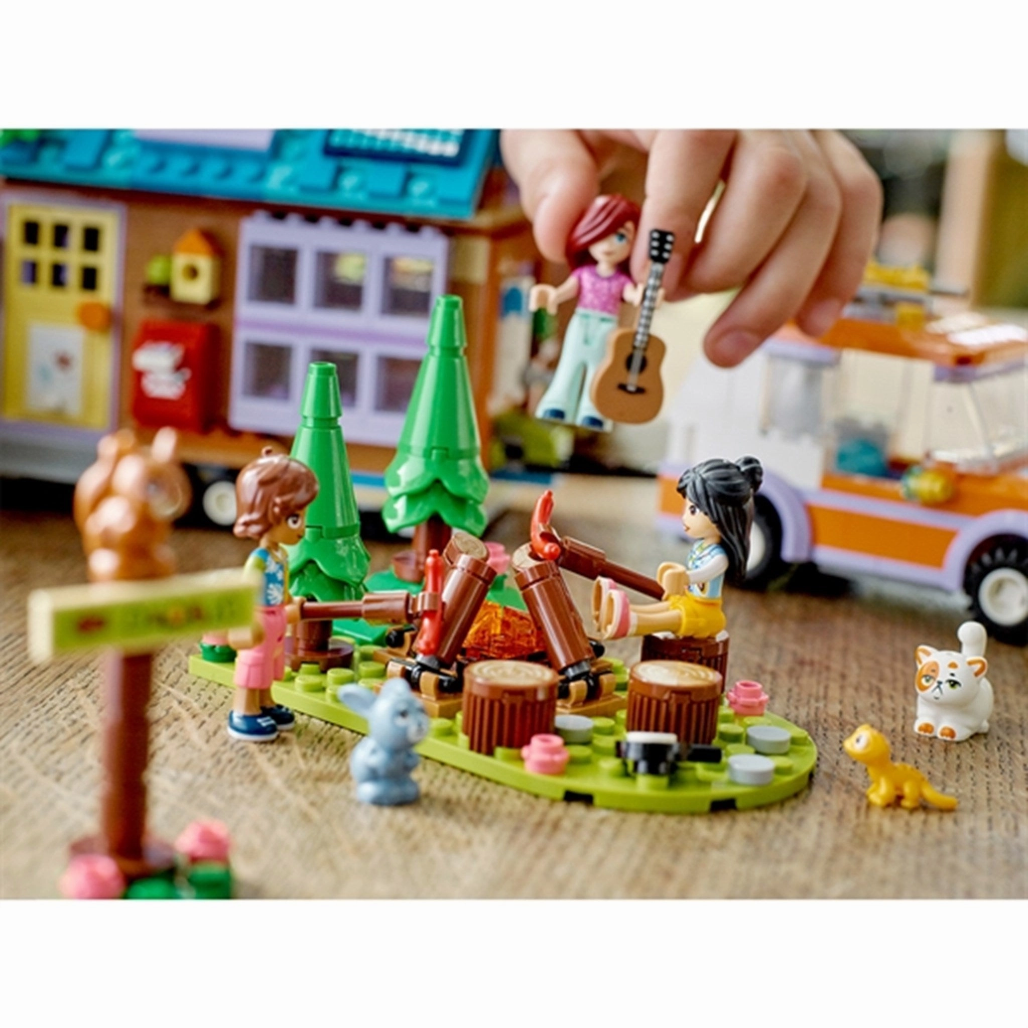 LEGO? Friends Mobile Tiny House
