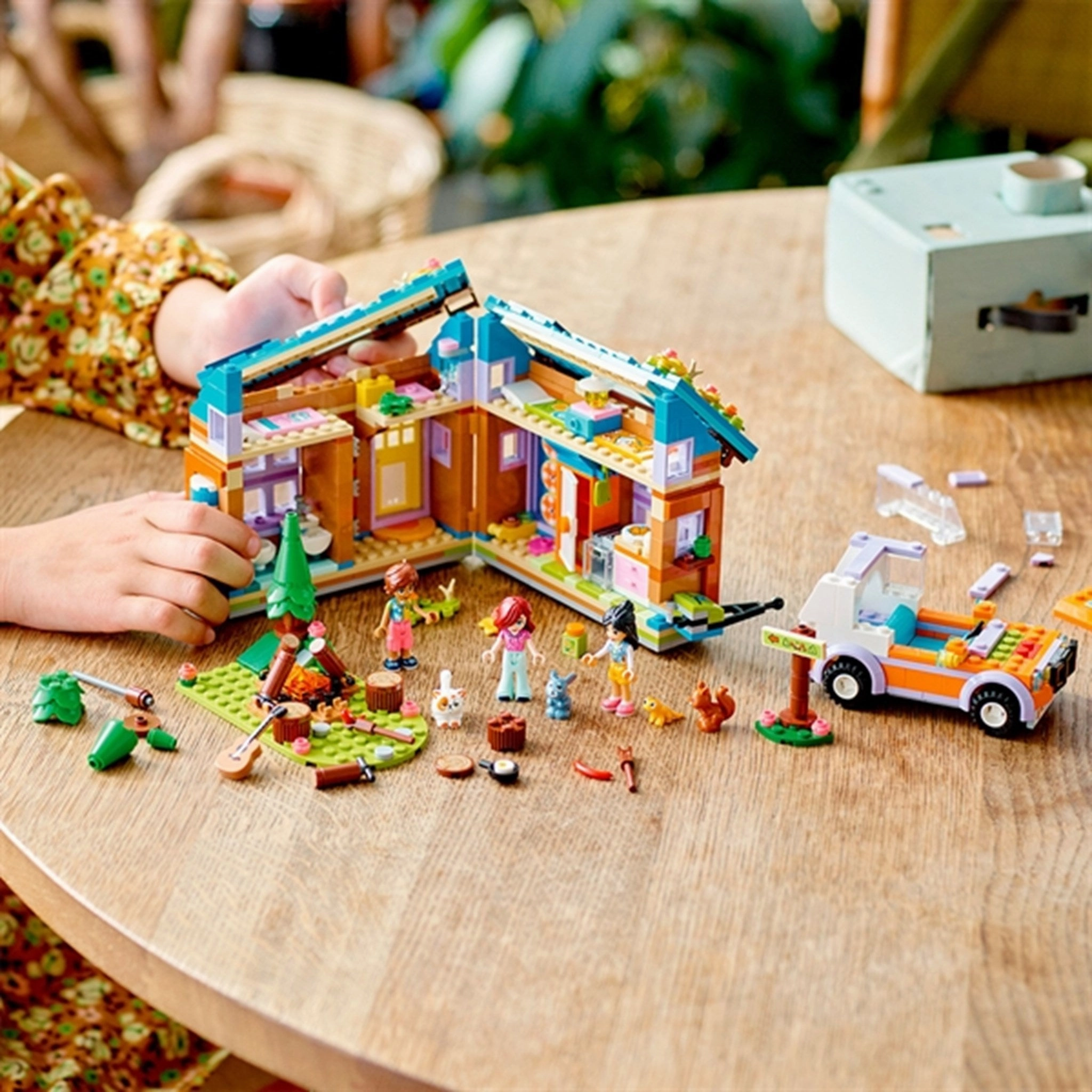 LEGO? Friends Mobile Tiny House