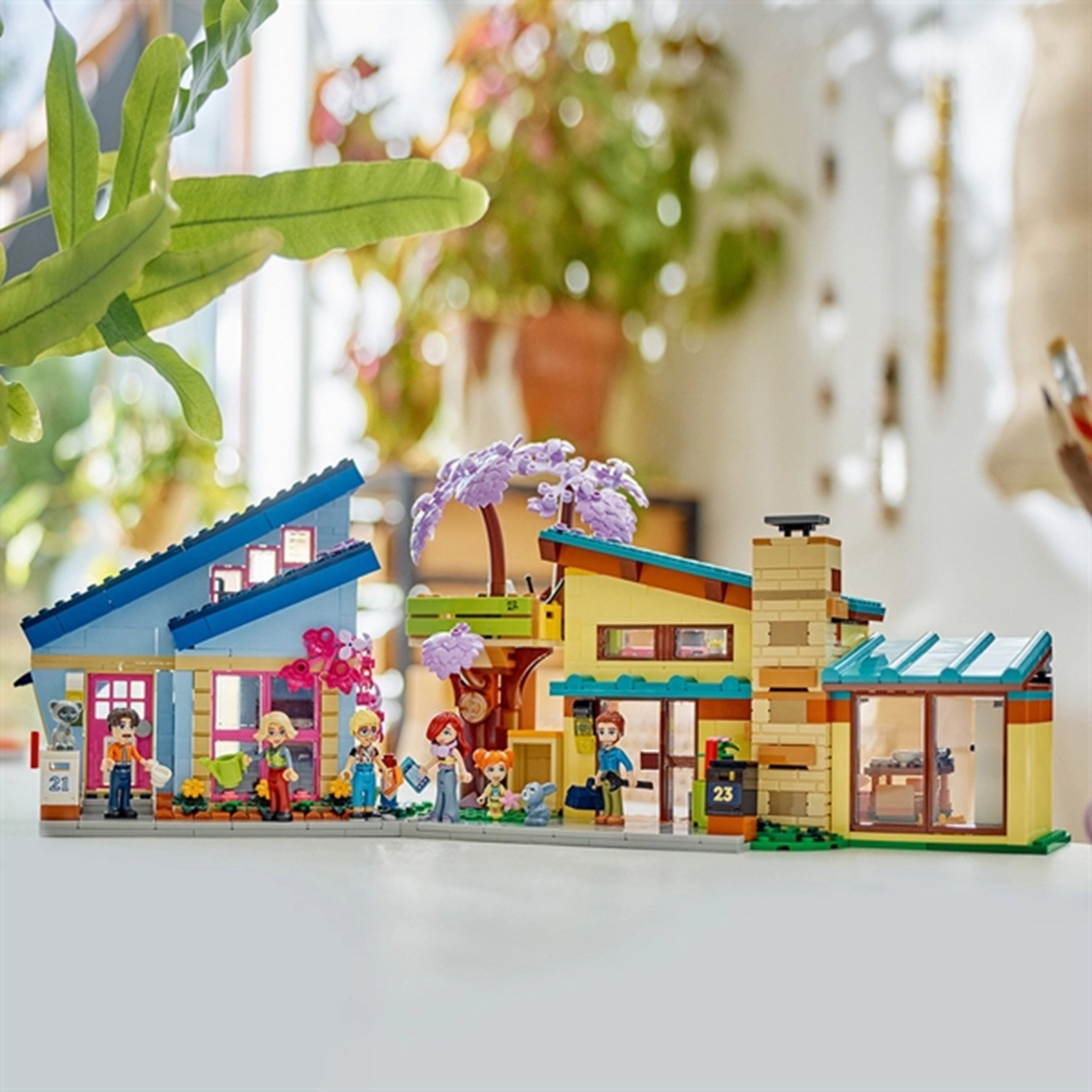 LEGO? Friends Olly and Paisley's Family Houses