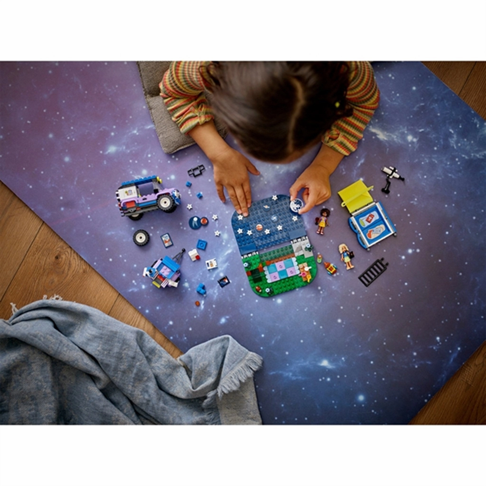 LEGO? Friends Stargazing Camping Vehicle