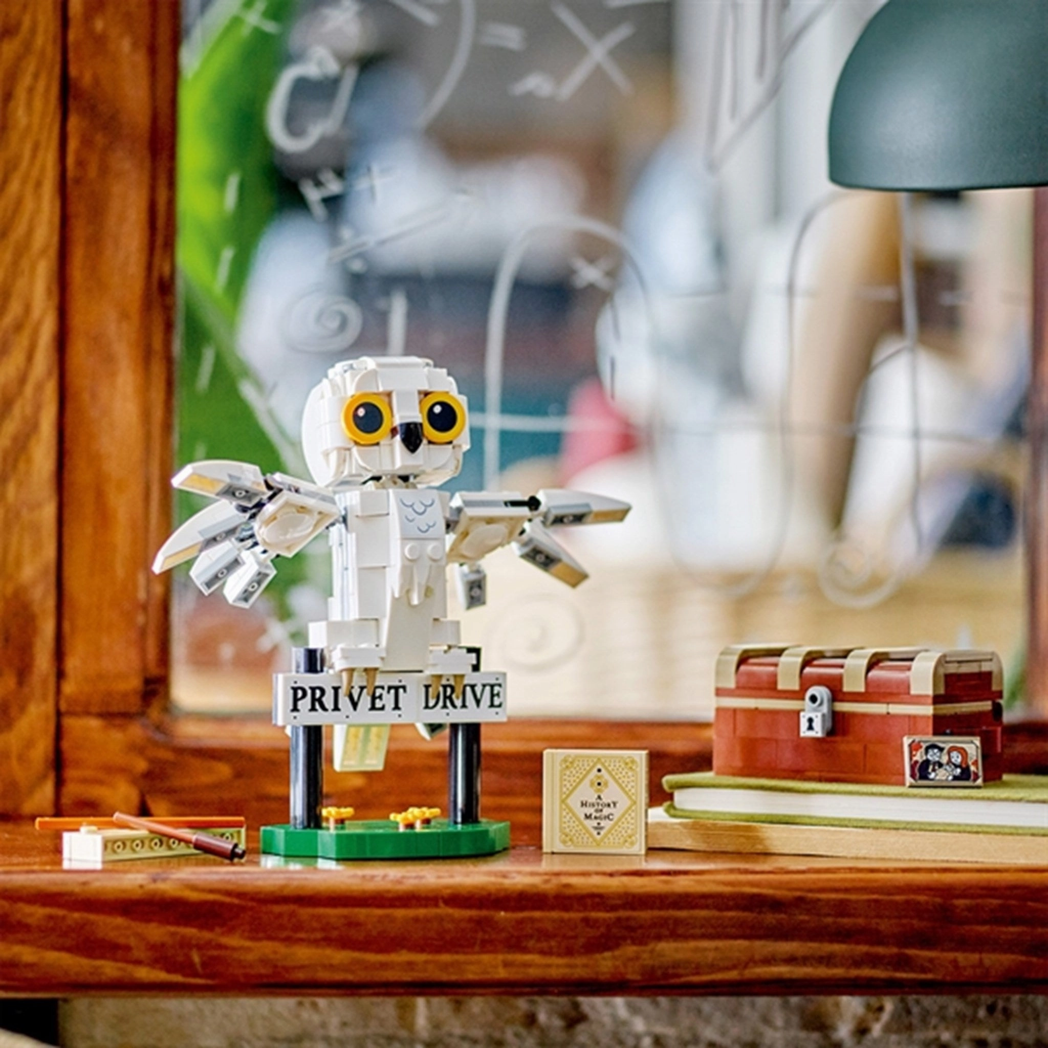 LEGO? Harry Potter? Hedwig? at 4 Privet Drive