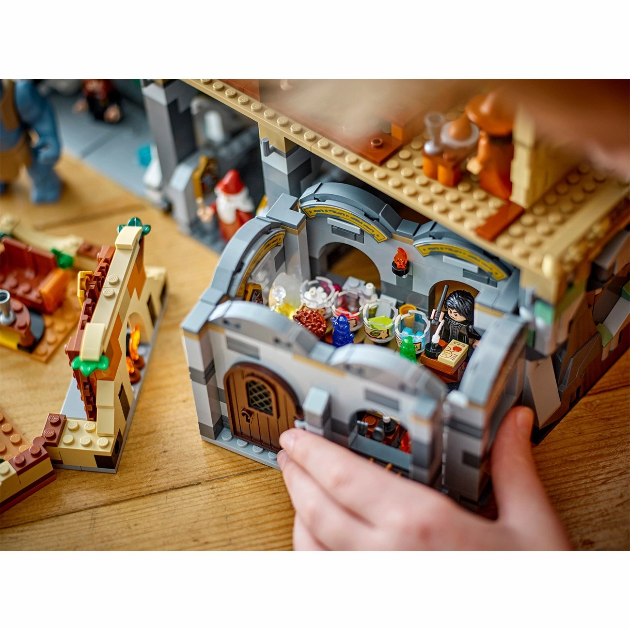LEGO? Harry Potter?Hogwarts? Castle: Great Hall