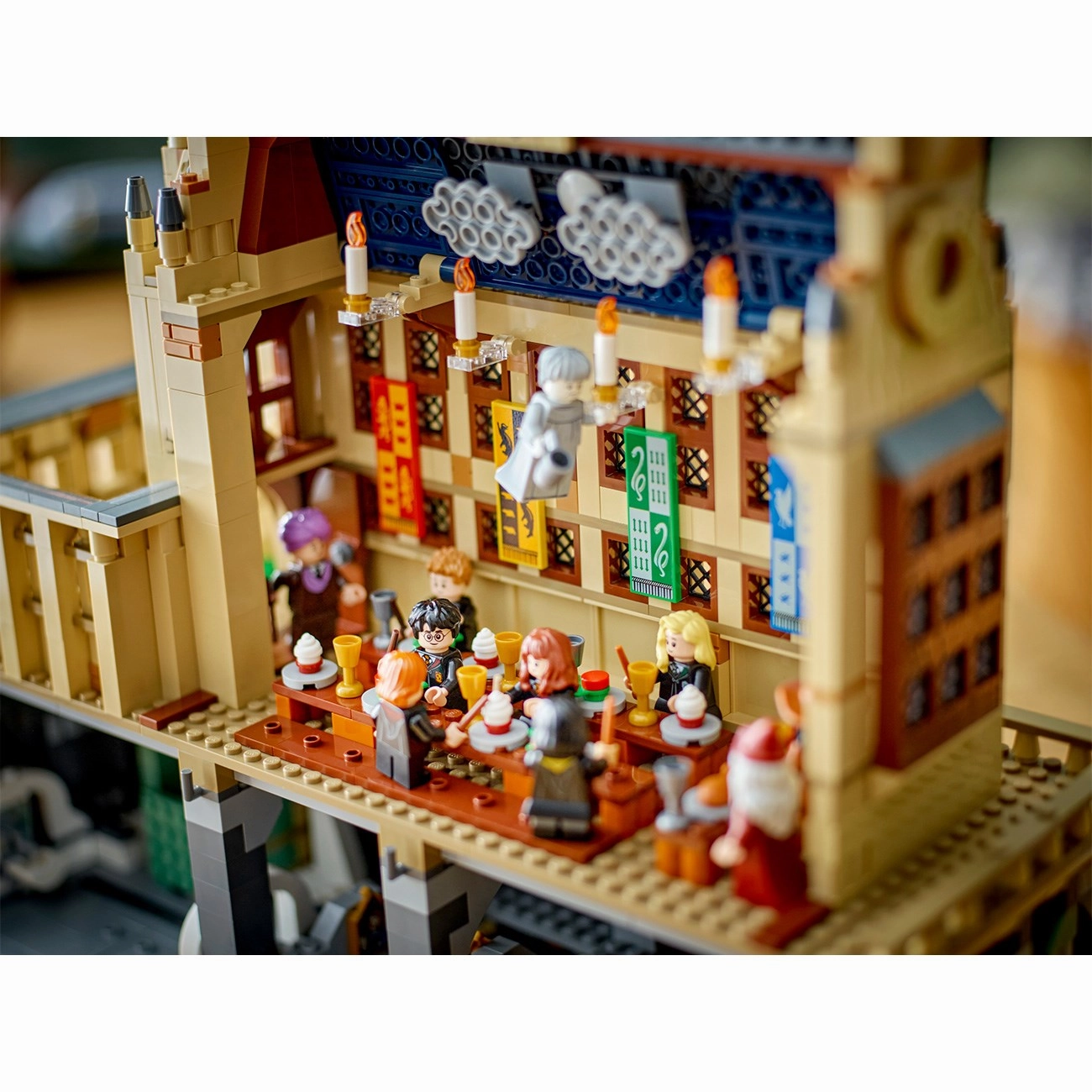 LEGO? Harry Potter?Hogwarts? Castle: Great Hall