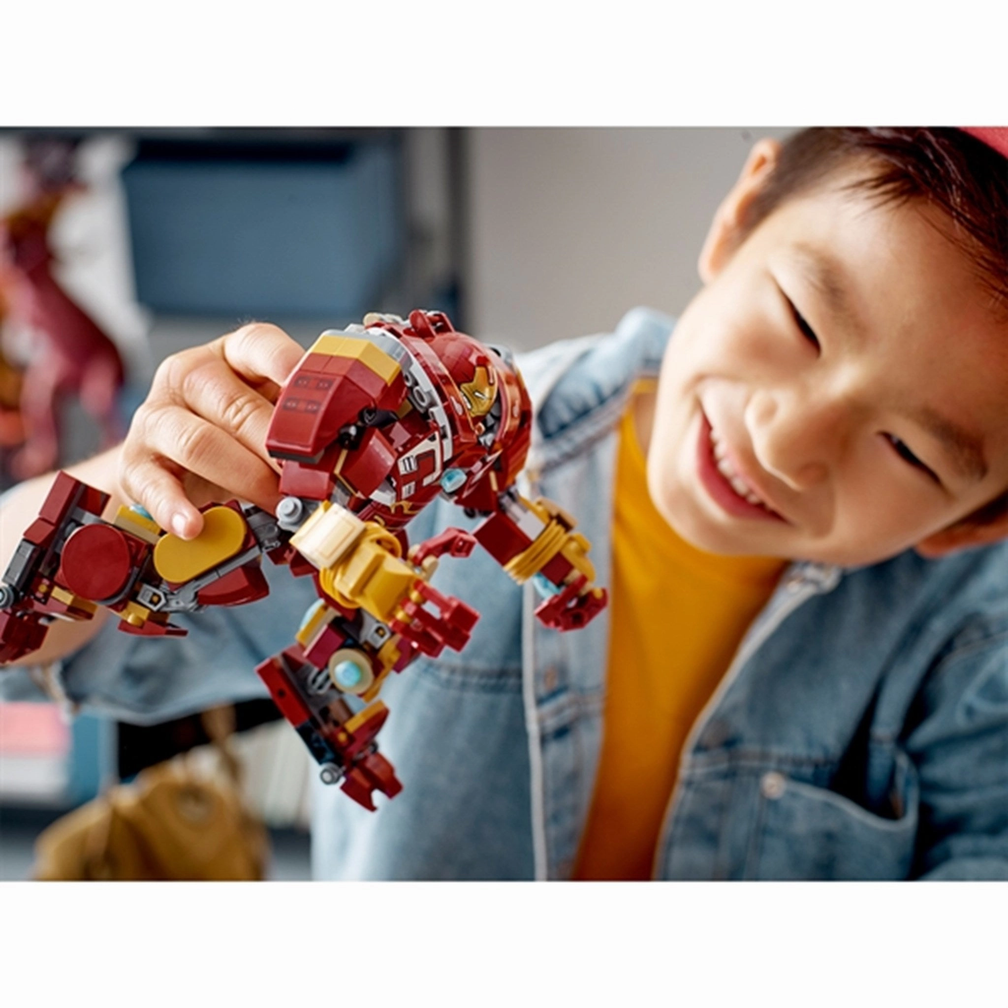 LEGO? Marvel The Hulkbuster: The Battle of Wakanda