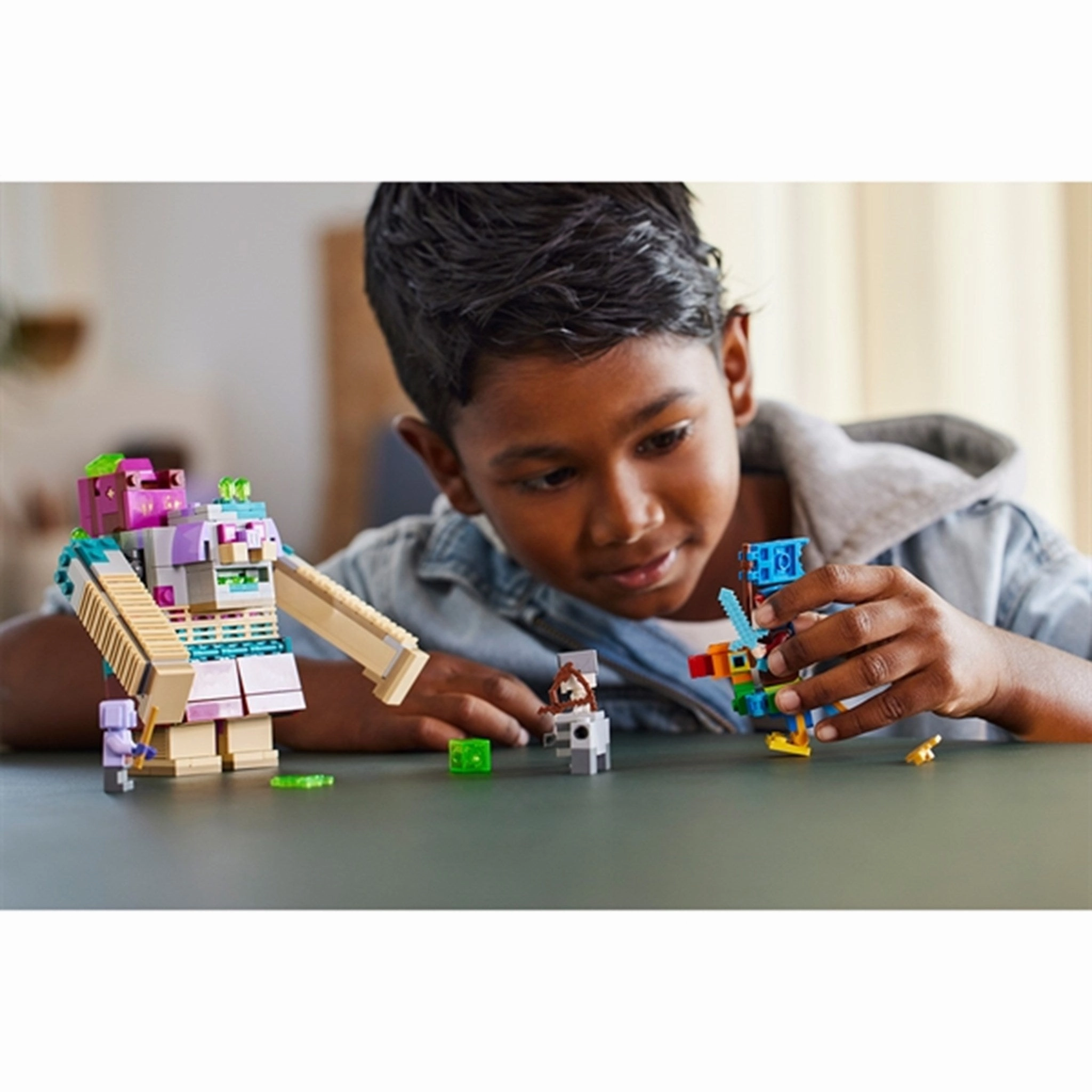 LEGO? Minecraft? The Devourer Showdown