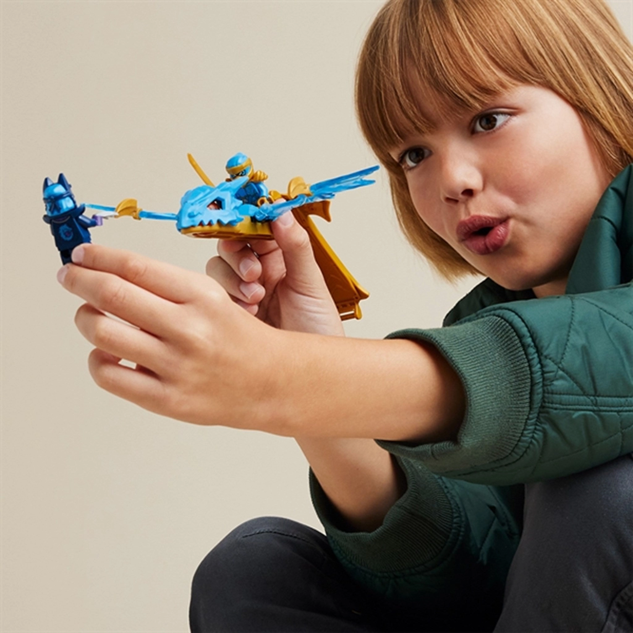 LEGO? NINJAGO? Nya's Rising Dragon Strike