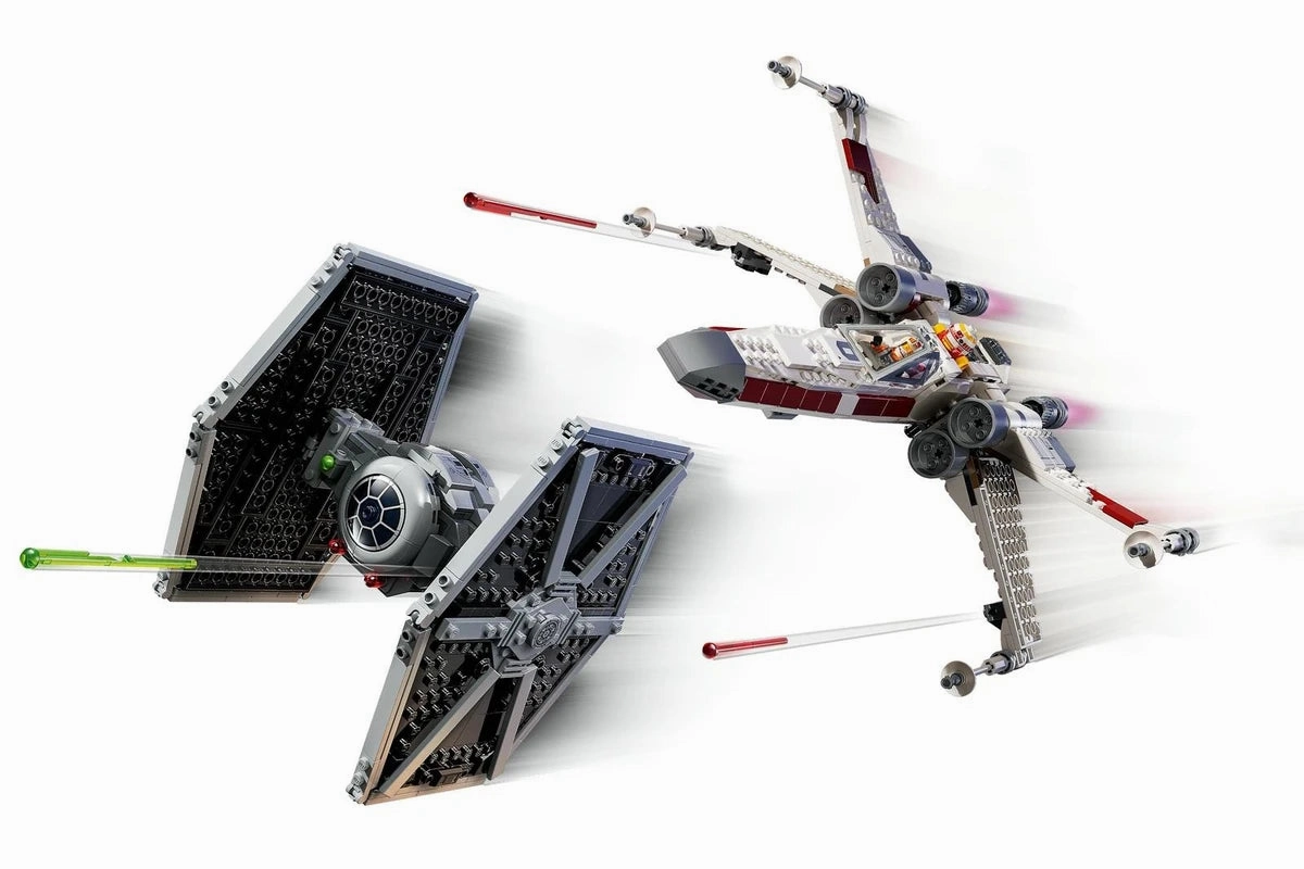 LEGO Star Wars TIE Fighter & X-Wing Mash-up 75393