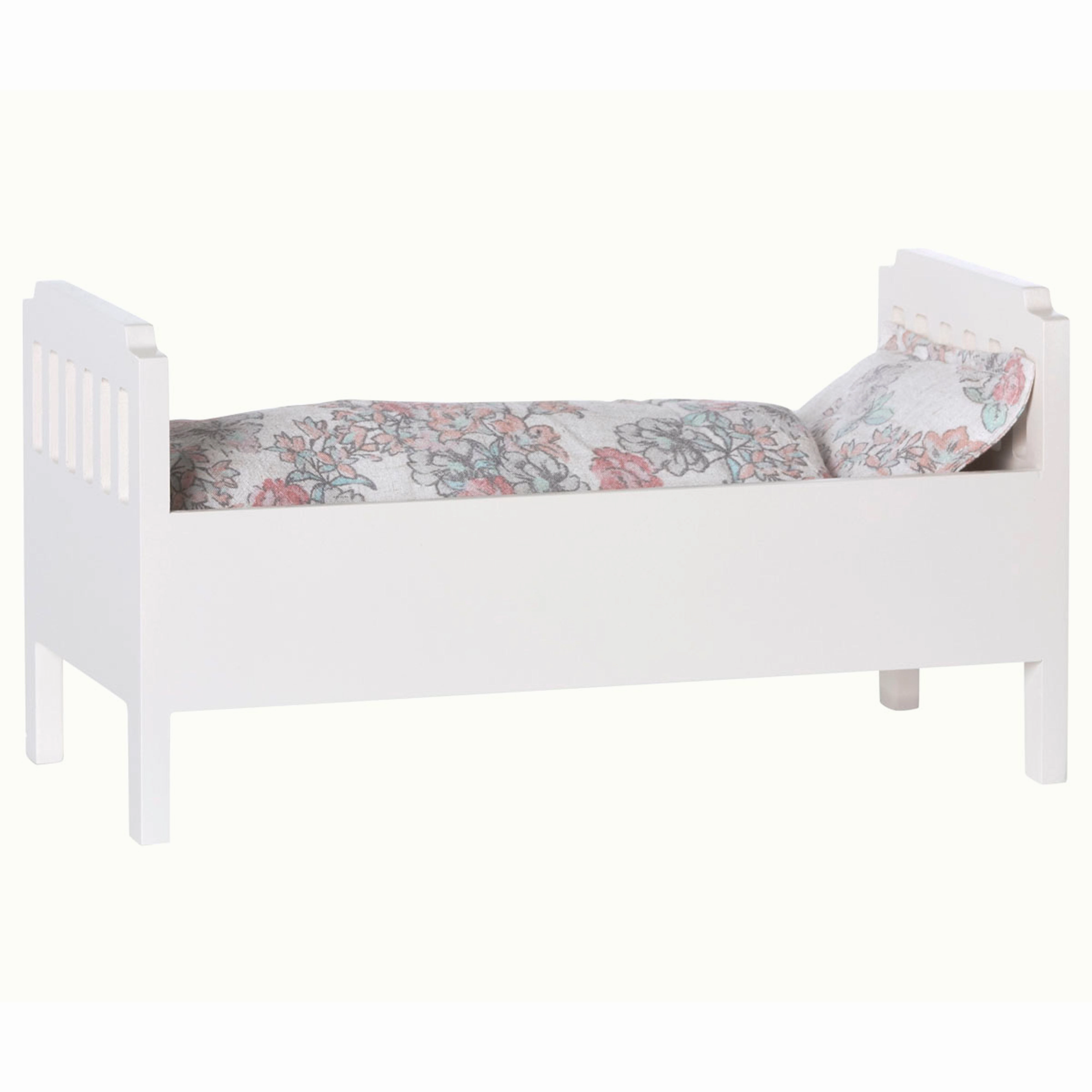 Maileg Bed Small Offwhite