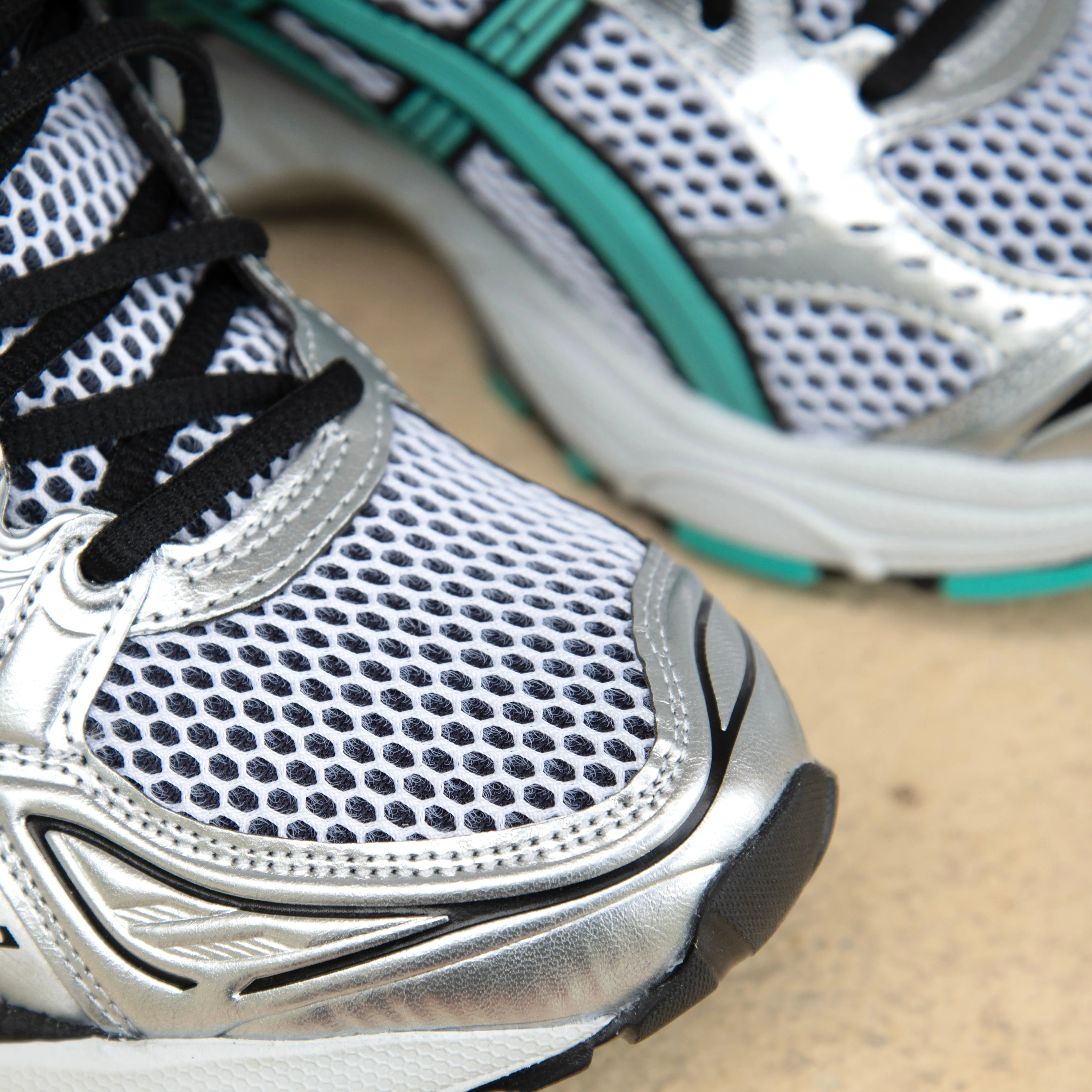 Mens Asics Gel-Kayano 14 (White/Waterfall)