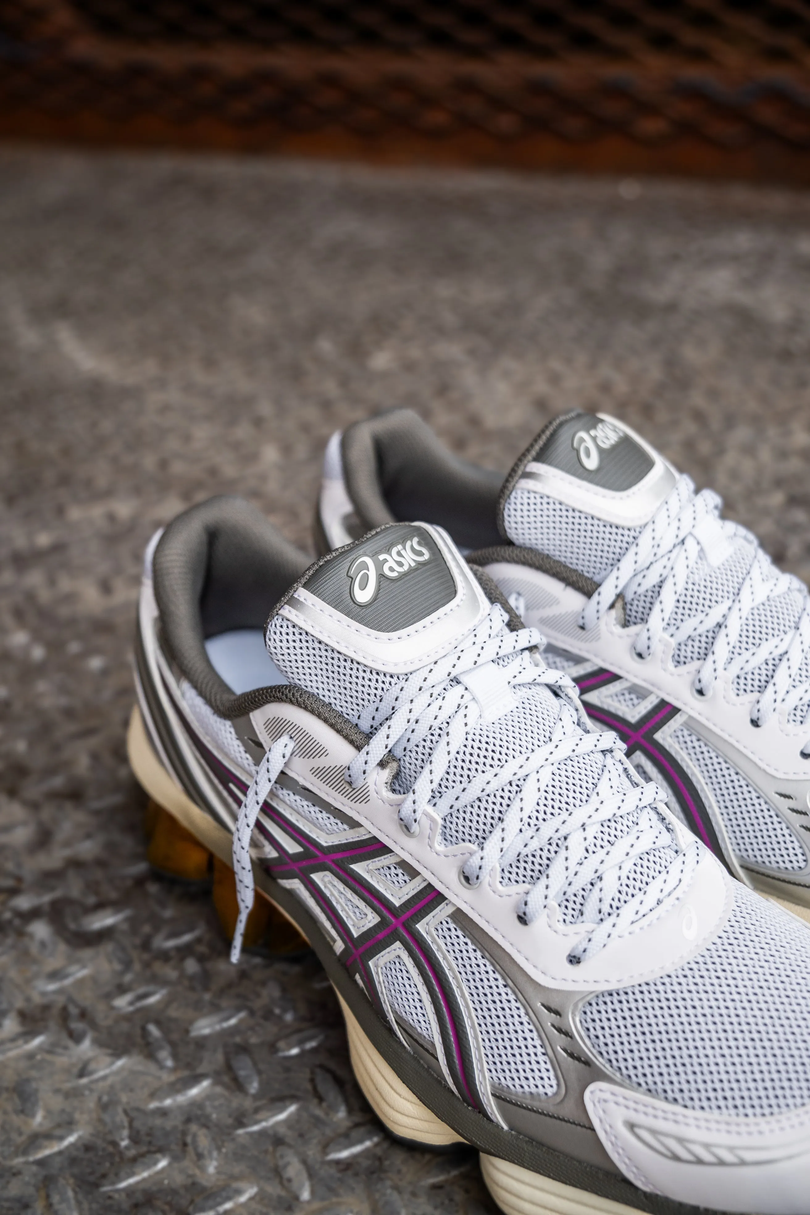 Mens Asics Gel-Kinetic Fluent (White/Truffle Grey) Asics Shoes