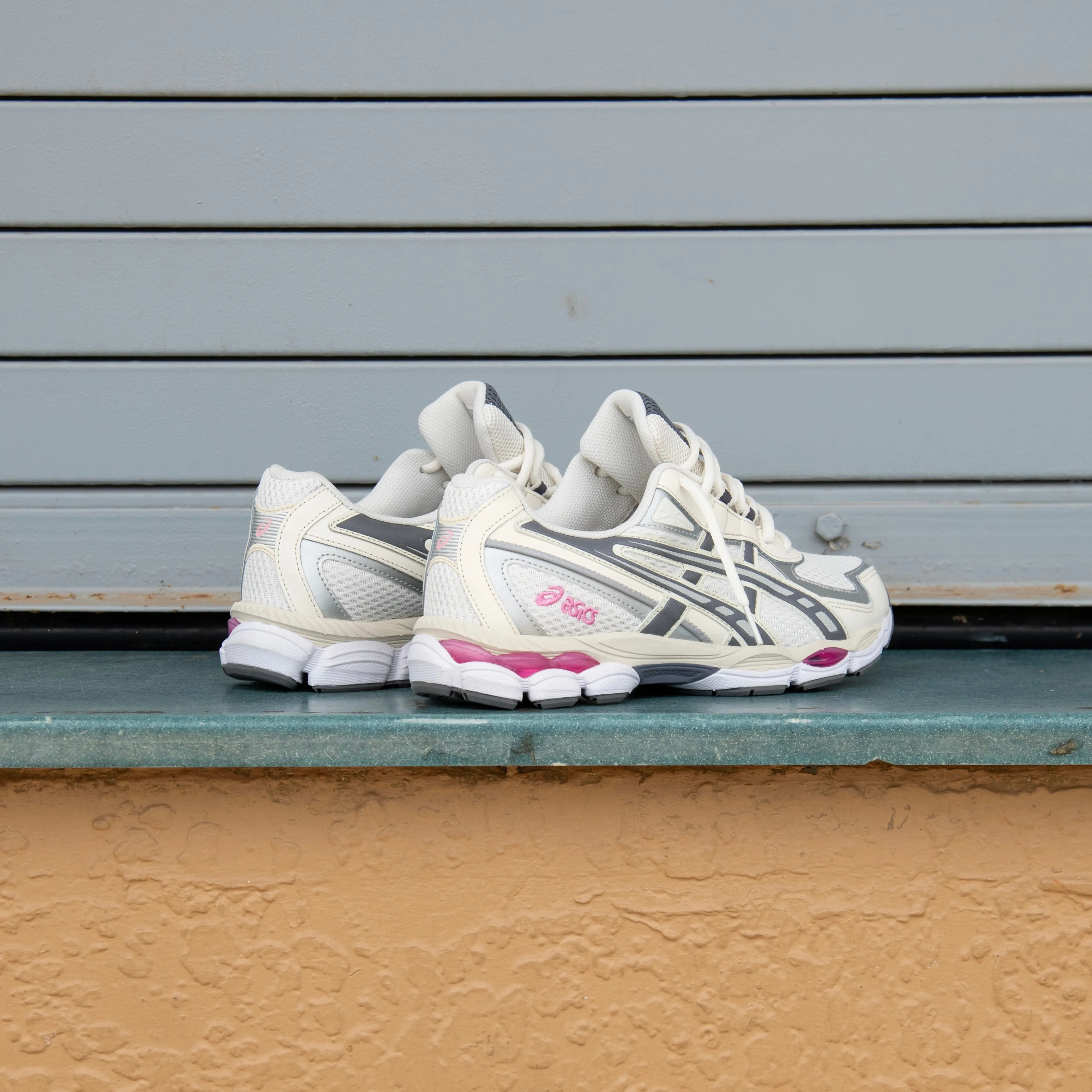 Mens Asics Gel-NYC 2055 (Cream/Carbon) Asics Shoes