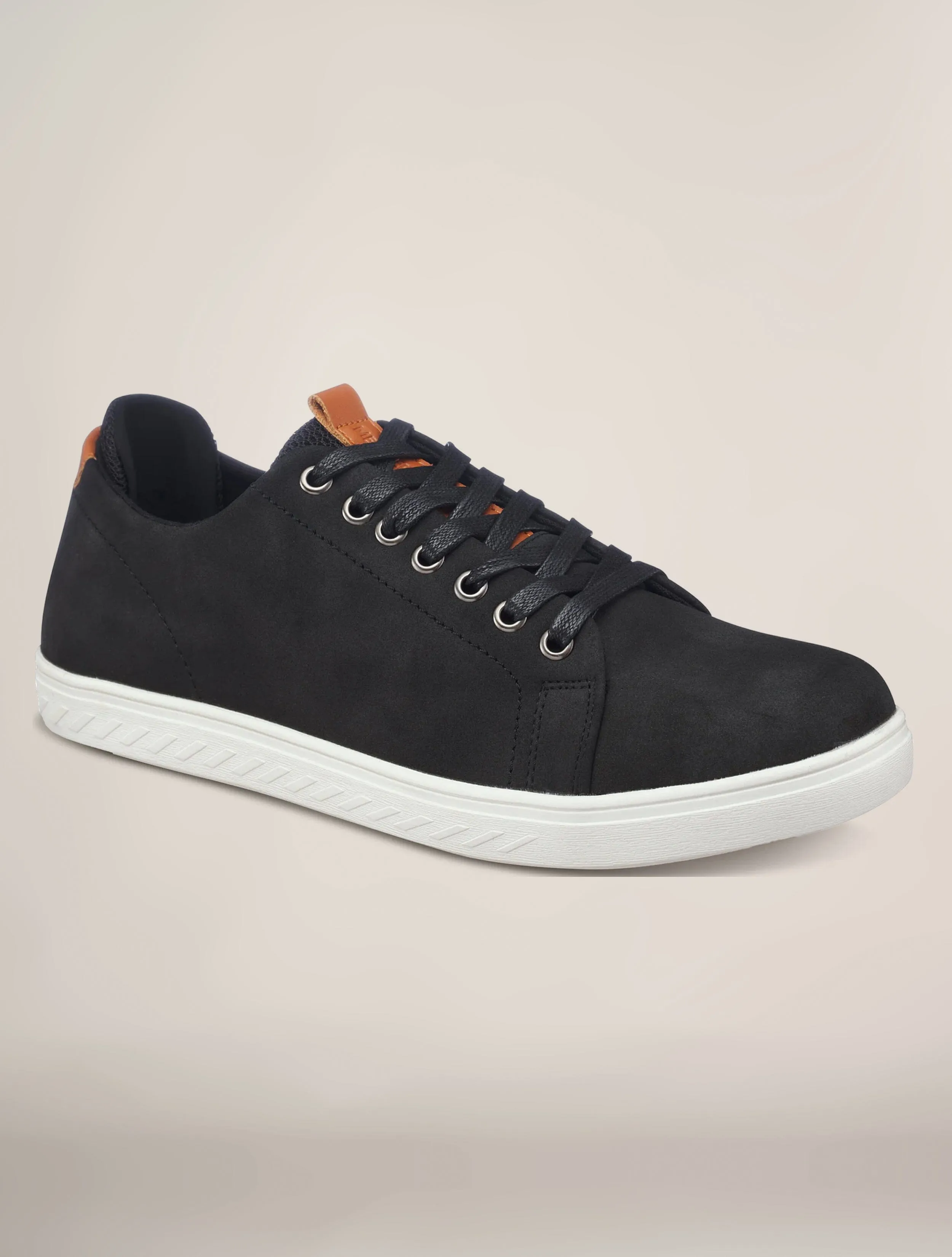Men's Bulls Low Top Court Shoes ecco Shoes