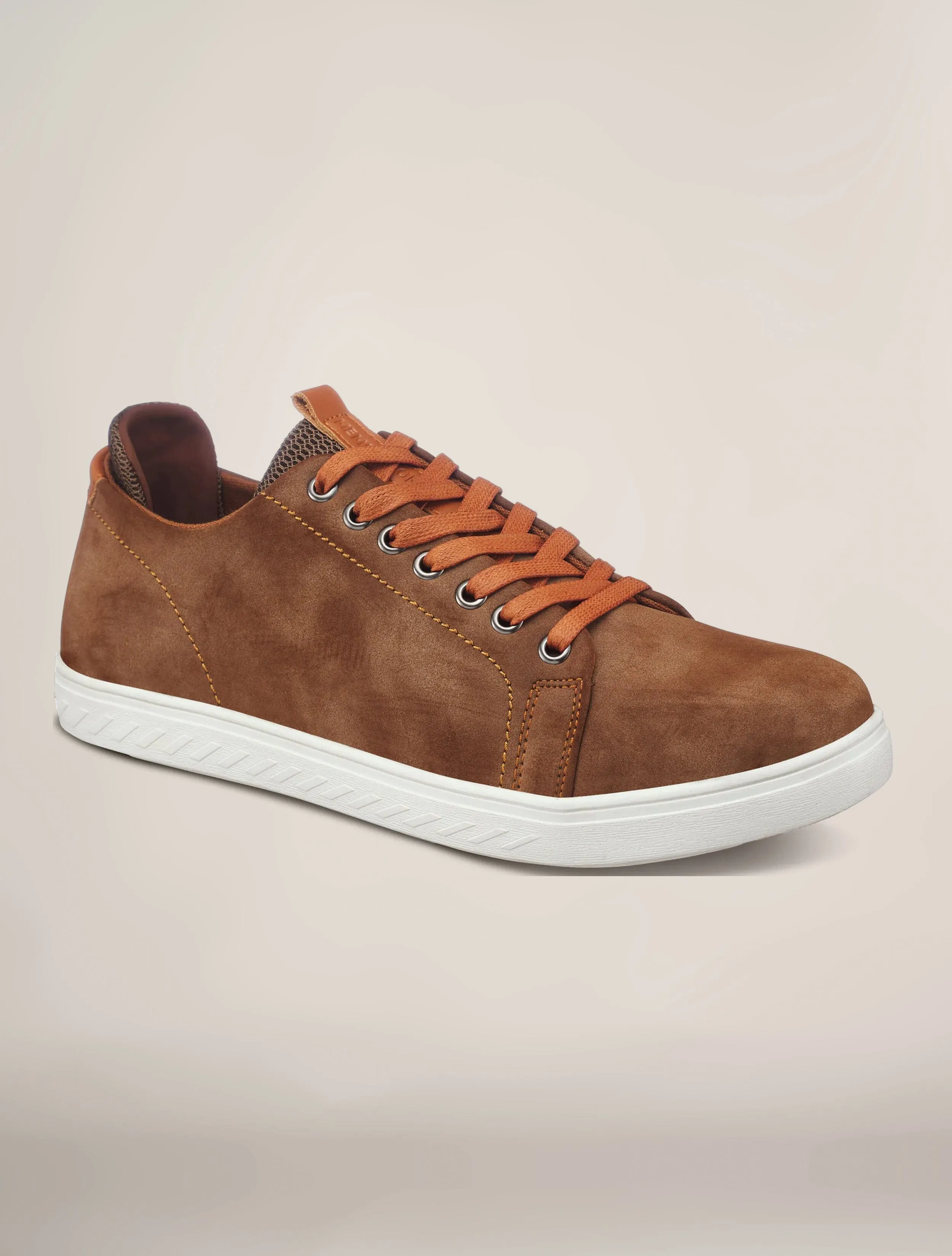 Men's Bulls Low Top Court Shoes ecco Shoes