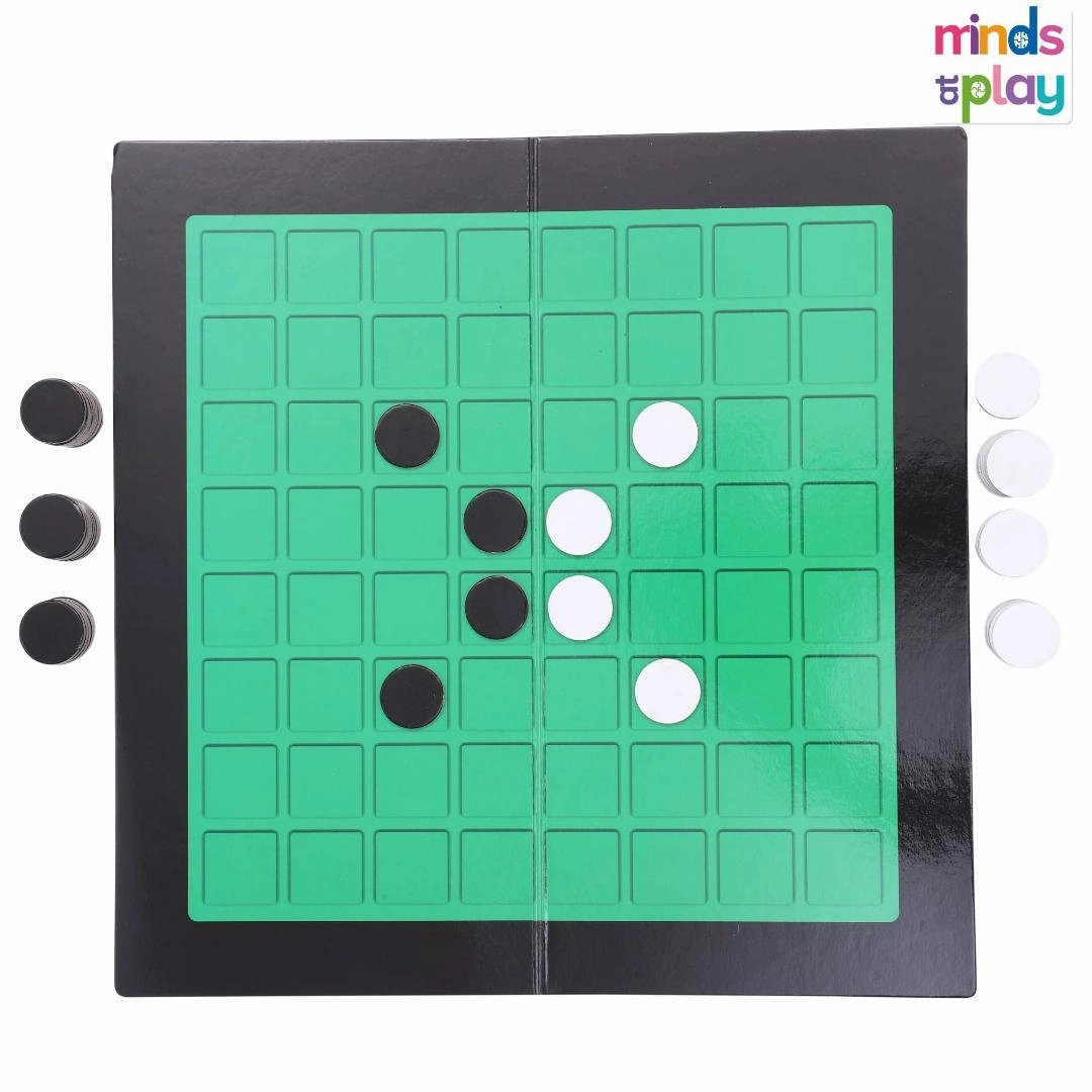Minds At Play - Black & White Reversi Game Multicolour