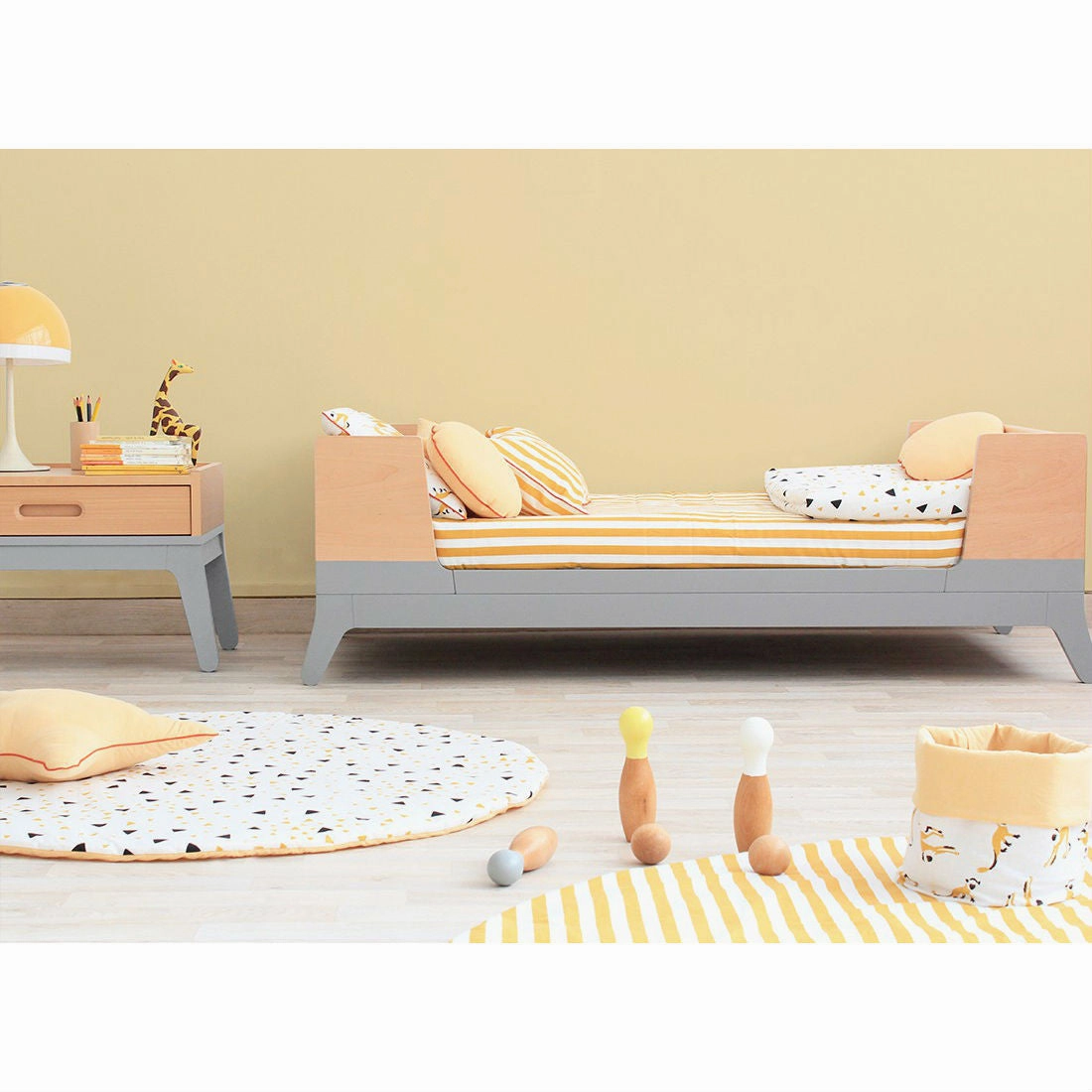 Nobodinoz Wooden Bowling Set
