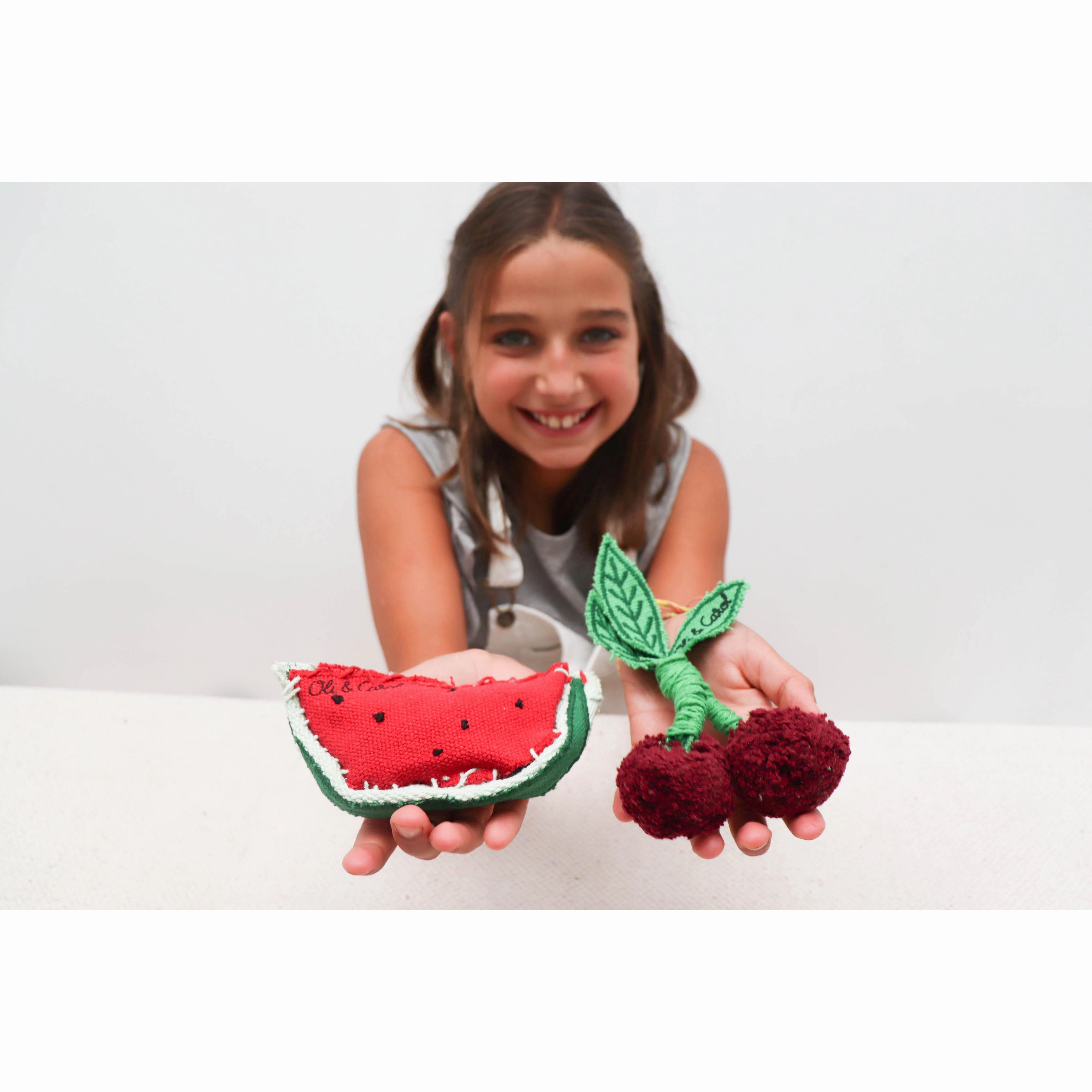 Oli & Carol DIY Mery The Cherry